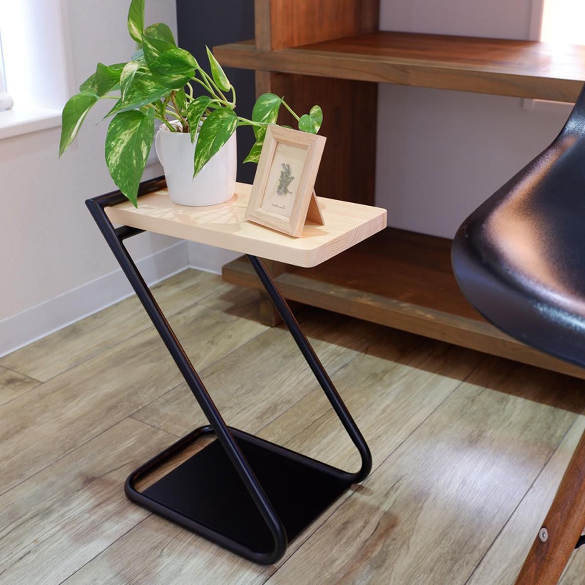 東谷 サイドテーブル 天然木天板 アイアン脚 ロータイプ 幅31cm