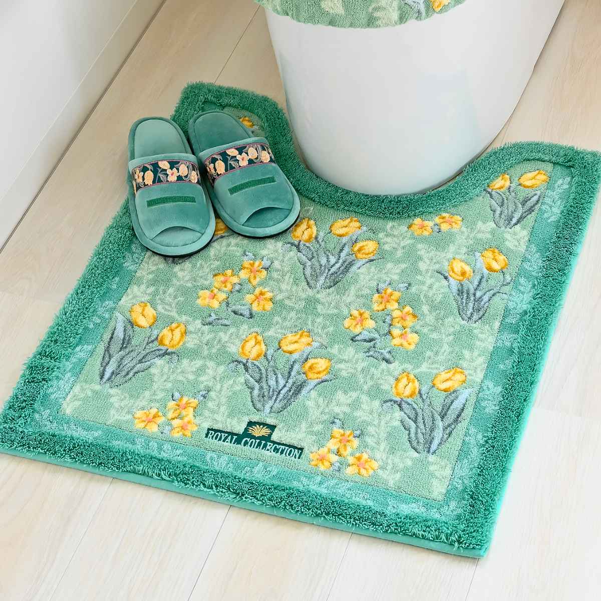 トイレマット 75×63cm ロイヤルコレクション アーツ （ トイレ マット