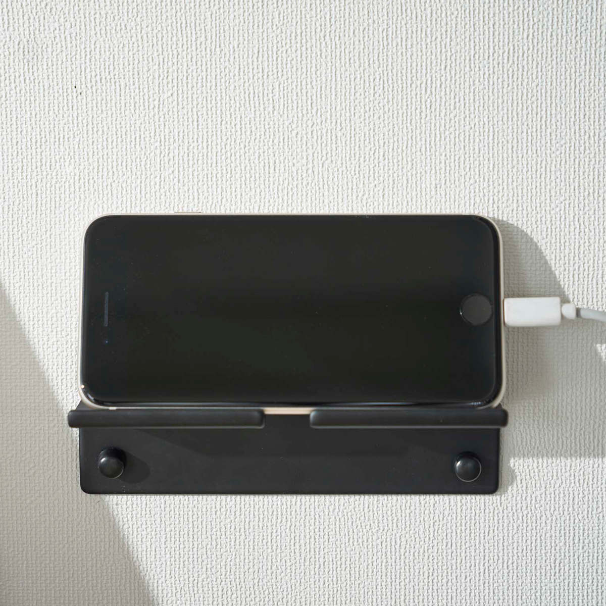 山崎実業 tower ウォール スマートフォンホルダー タワー （ 4903208058957 タワーシリーズ スマホスタンド タブレットスタンド ipadスタンド 壁面 収納 ） | tower | 13