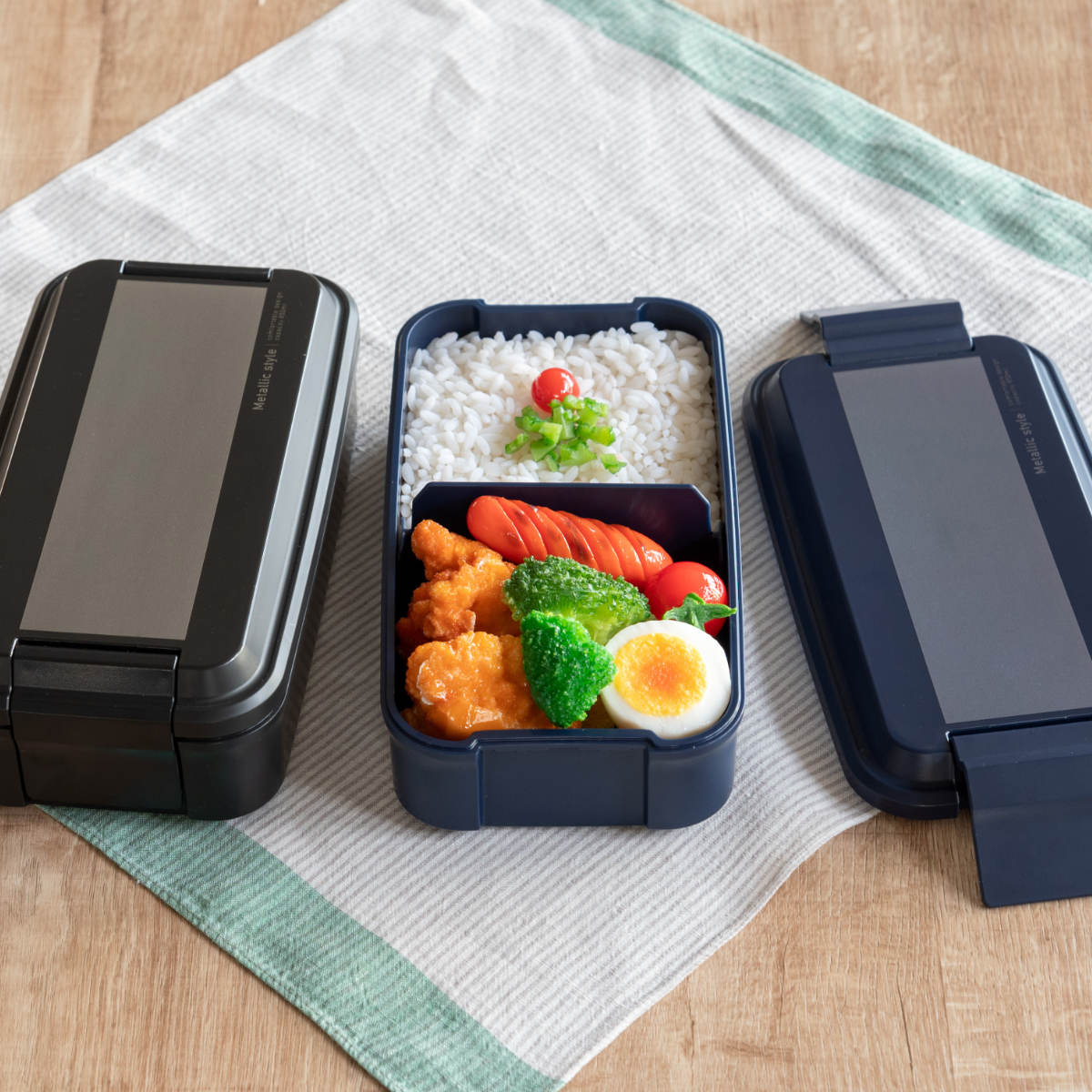 OSK（オーエスケー） お弁当箱 メタリックスタイル 850ml 1段 （ 弁当