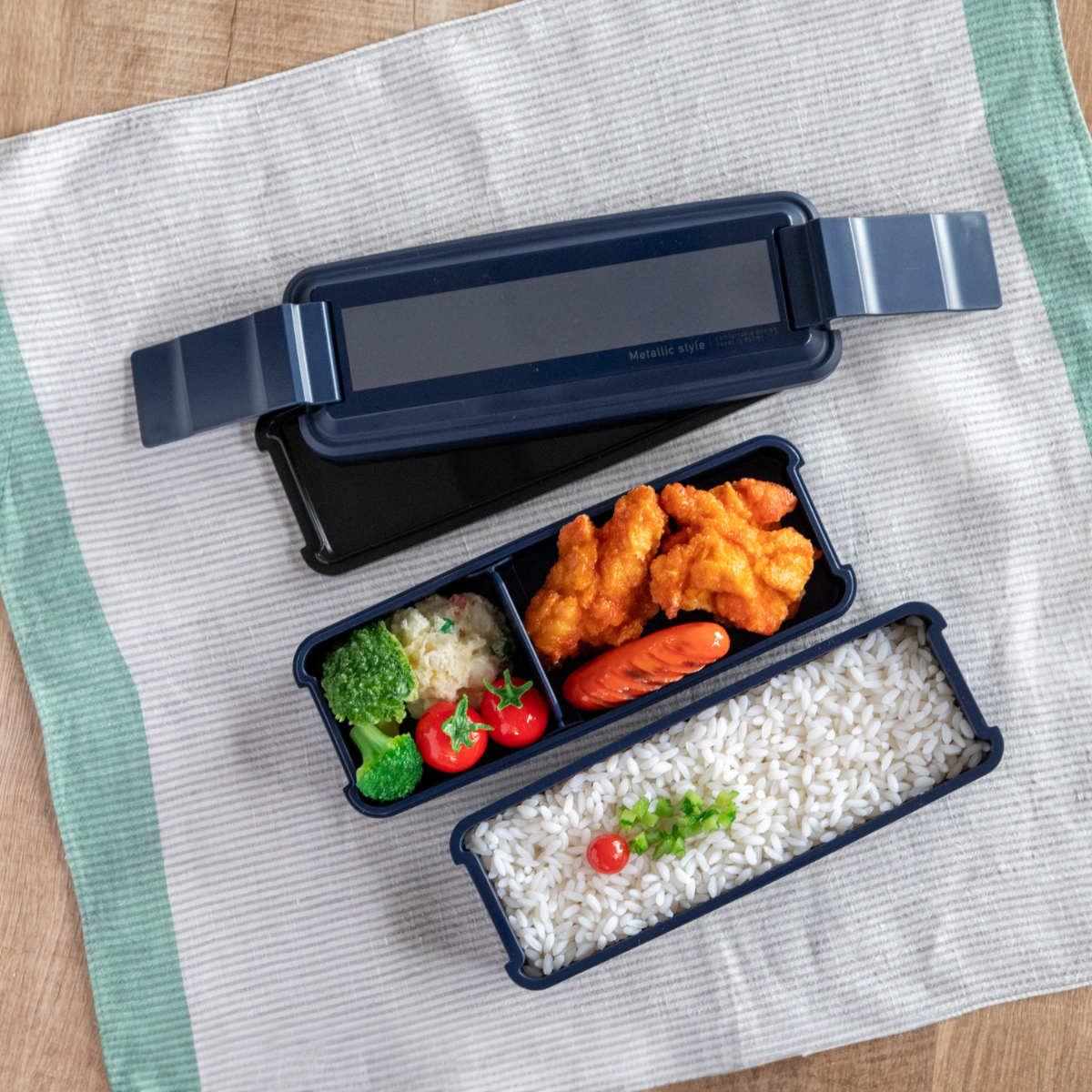 OSK（オーエスケー） お弁当箱 メタリックスタイル 850ml 2段 保冷