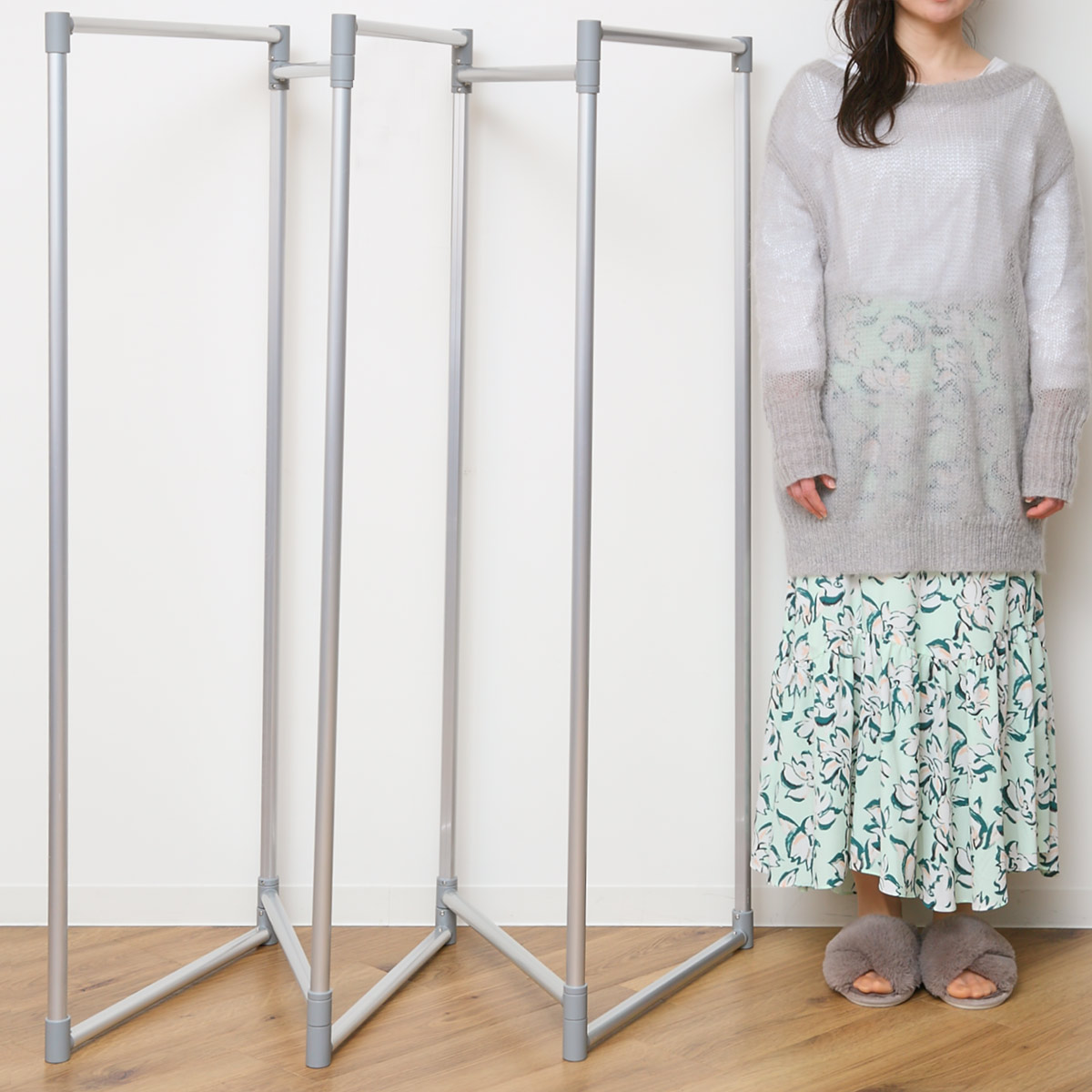 物干し 室内 軽くて丈夫なアルミ製折りたたみ物干し 高さ135cm 5連 （ 折りたたみ 軽量 室内物干し 洗濯物 ランドリー ）の画像
