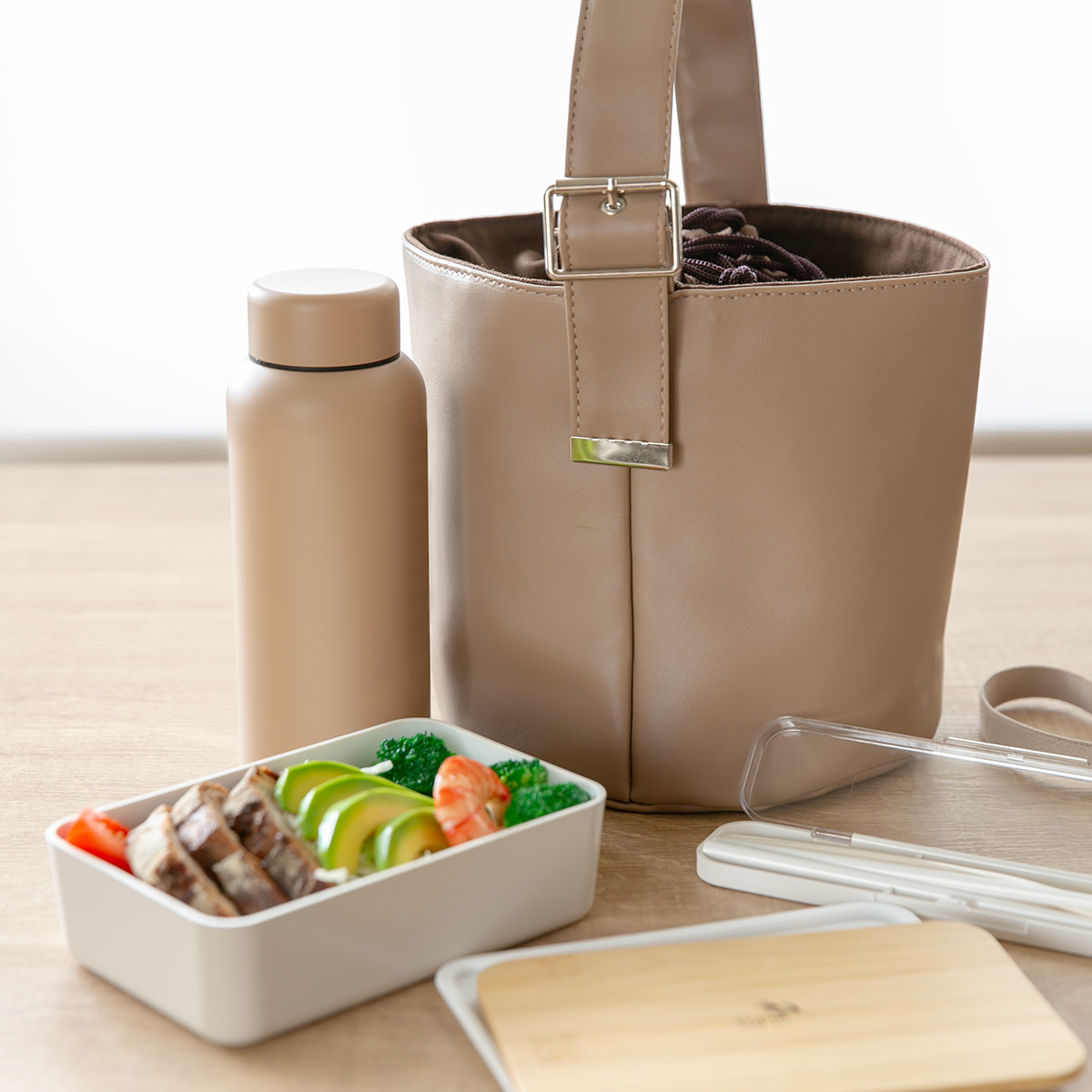 ランチバッグ レザー調巾着袋 （ 弁当袋 お弁当袋 おしゃれ オリジナル