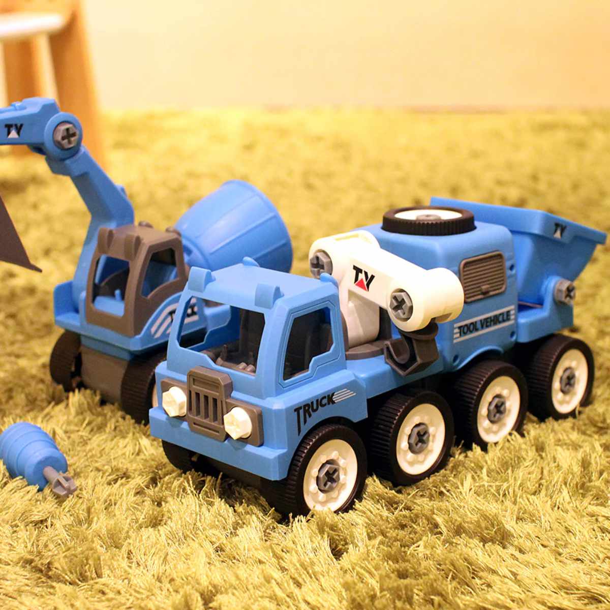 おもちゃ DIY TRUCK 22 トラック 知育玩具 男の子 （ 車のおもちゃ 組立て 工作 くるま 組み立て 分解 パーツ 22通り ショベルカー 働く車 工事車両 ）