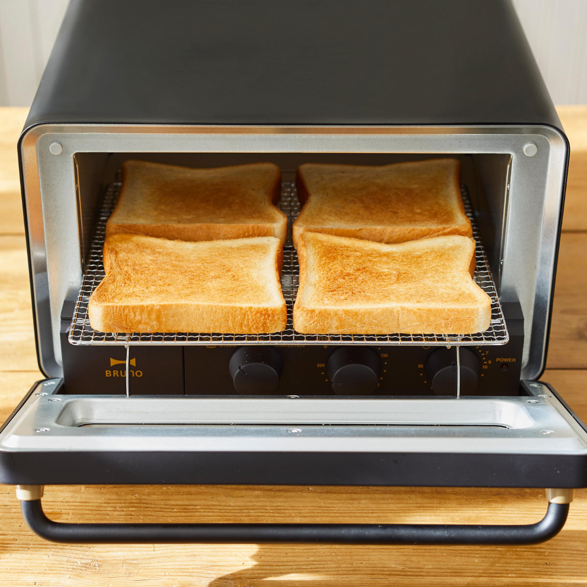 BRUNOブルーノ crassy+ スチーム&ベイク トースター ブルーノ クラッシィ＞スチーム＆ベイク トースター – カチモ | カチ