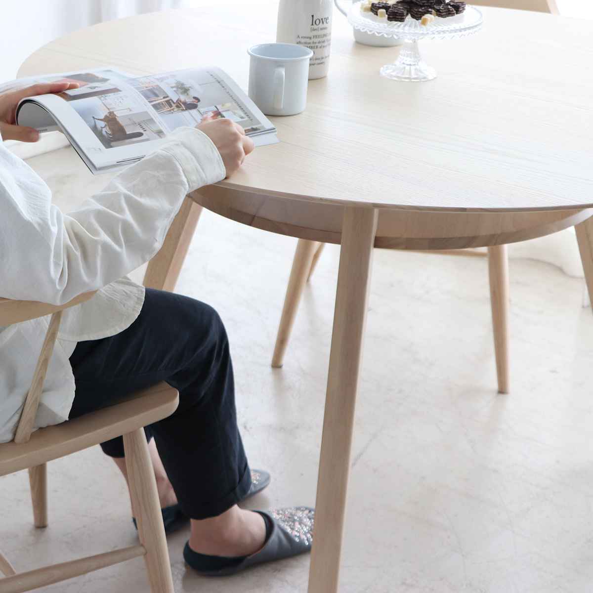 東馬（Tohma） ダイニングテーブル 丸テーブル 3人掛け 収納棚 天然木