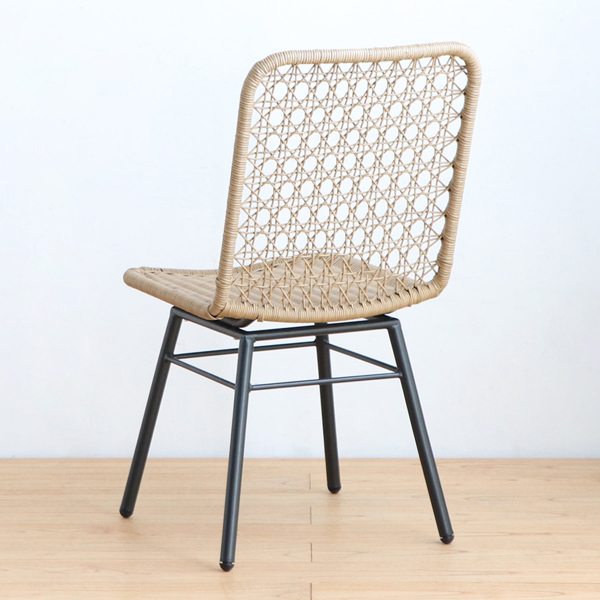 東馬（Tohma） リゾネア ダイニングチェア 座面高44cm ラタン調 軽量