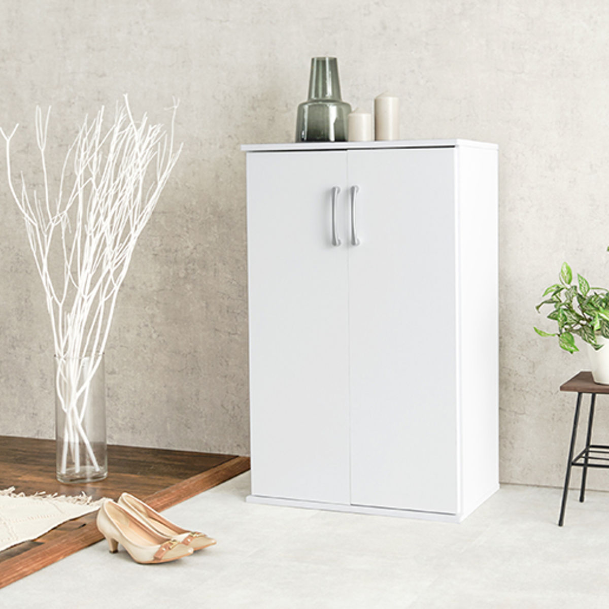 シューズボックス 幅60cm 木目調 通気口兼コード穴付き （ 靴箱 下駄箱 玄関 収納棚 靴 収納 21足収納可能 ）の画像