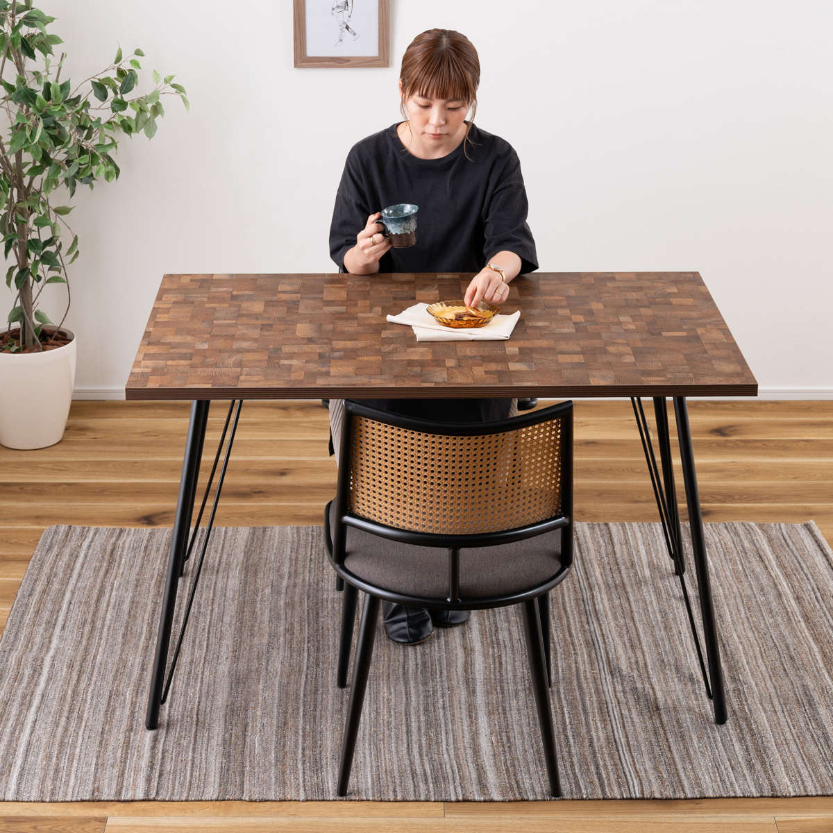 東谷 ダイニングテーブル 幅120cm スチール脚 （ 2人掛け 4人掛け