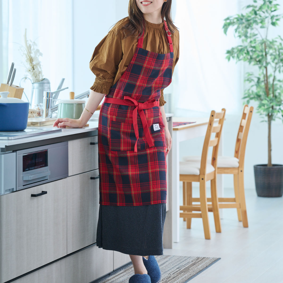 エプロン クロベリー Leende （ 綿100％ ポケット付き チェック