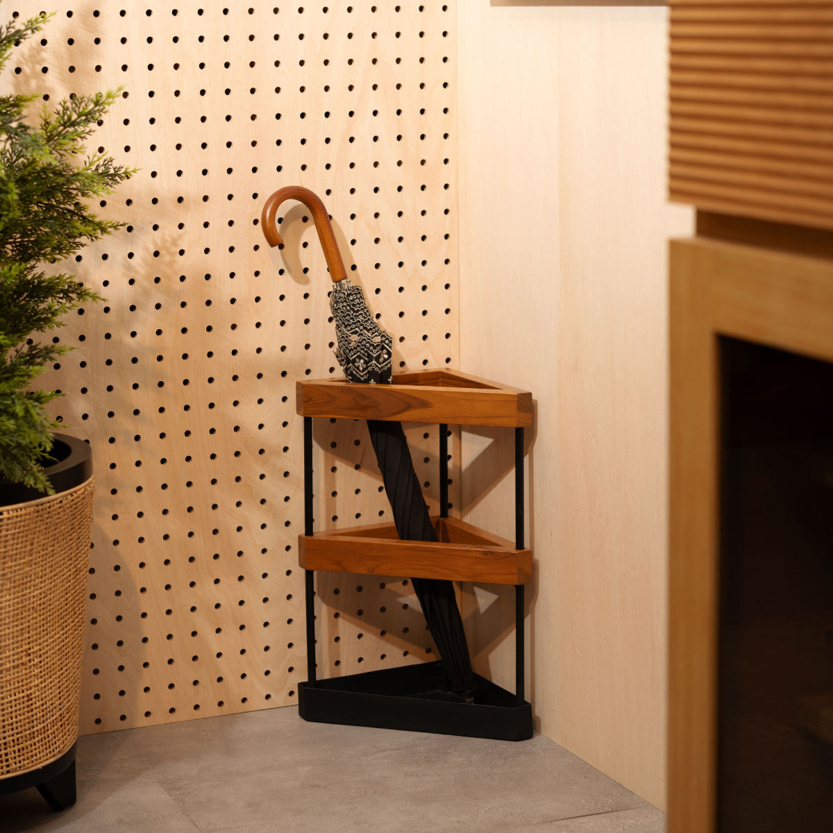 東谷 傘立て 三角 木製 スチール （ 傘たて スリム 玄関収納 省