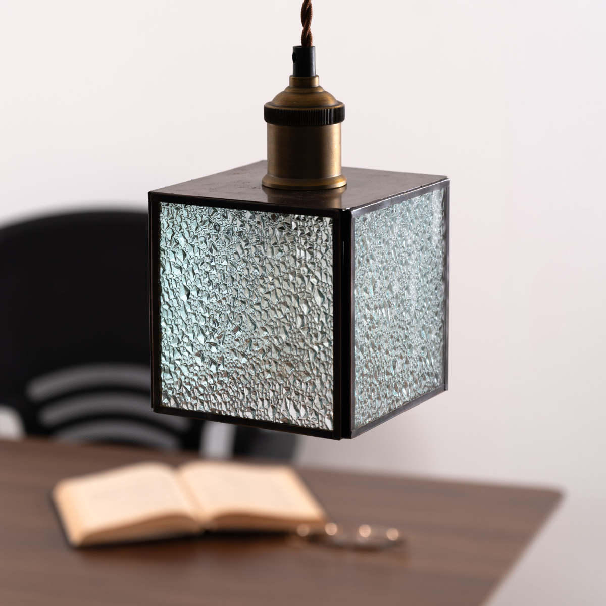 東谷 ペンダントライト ステンドグラスライト 四角 E26 （ ペンダント