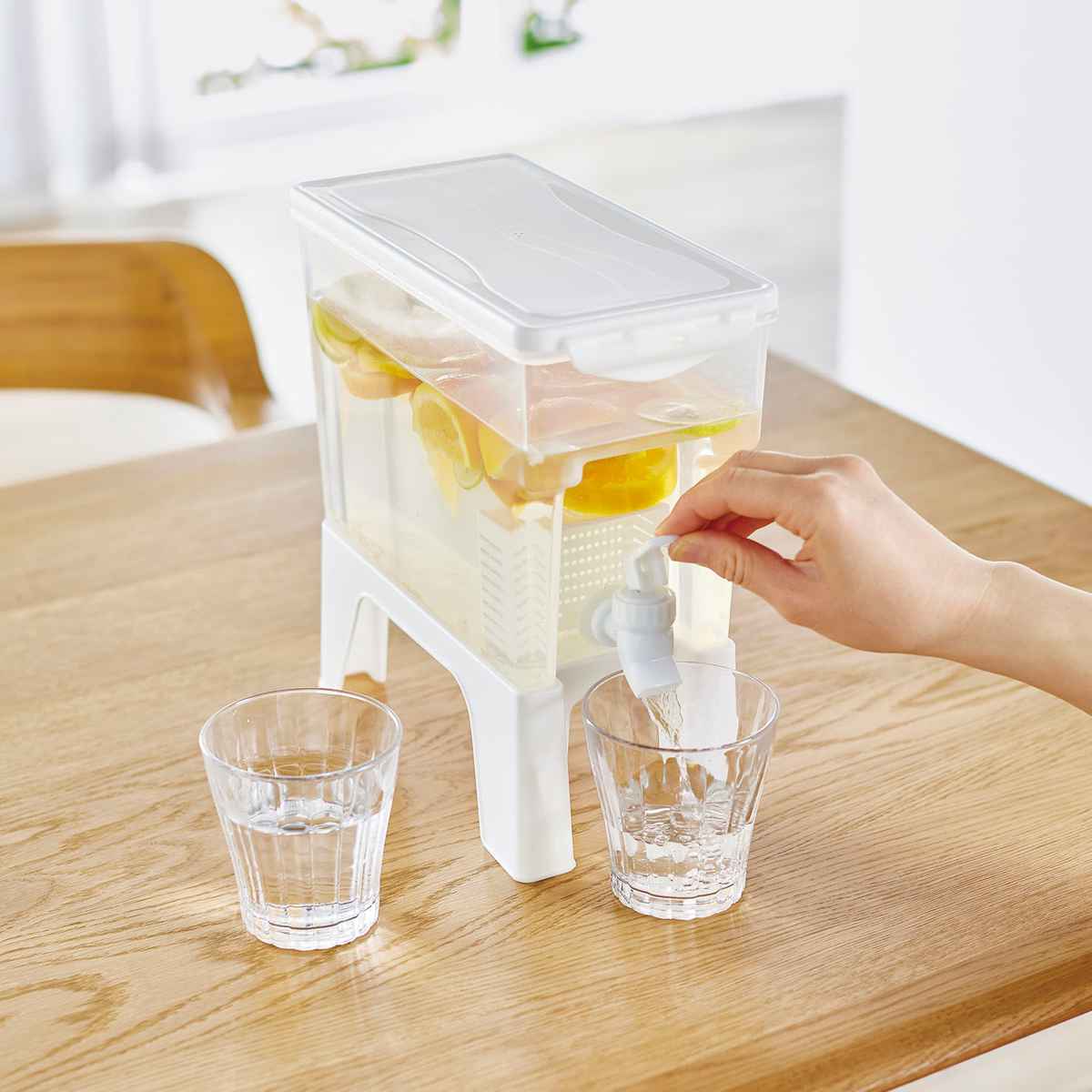 ドリンクサーバー スタンド付き 3L ソソギーナ プラスチック （ 冷蔵庫