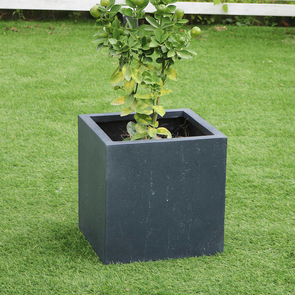 プランター マグネシアプランター テクスチャー 角型 40cm （ プランターカバー スクエア 植木鉢 鉢 底穴 屋外 外 家庭菜園 寄せ植え おしゃれ ）の画像