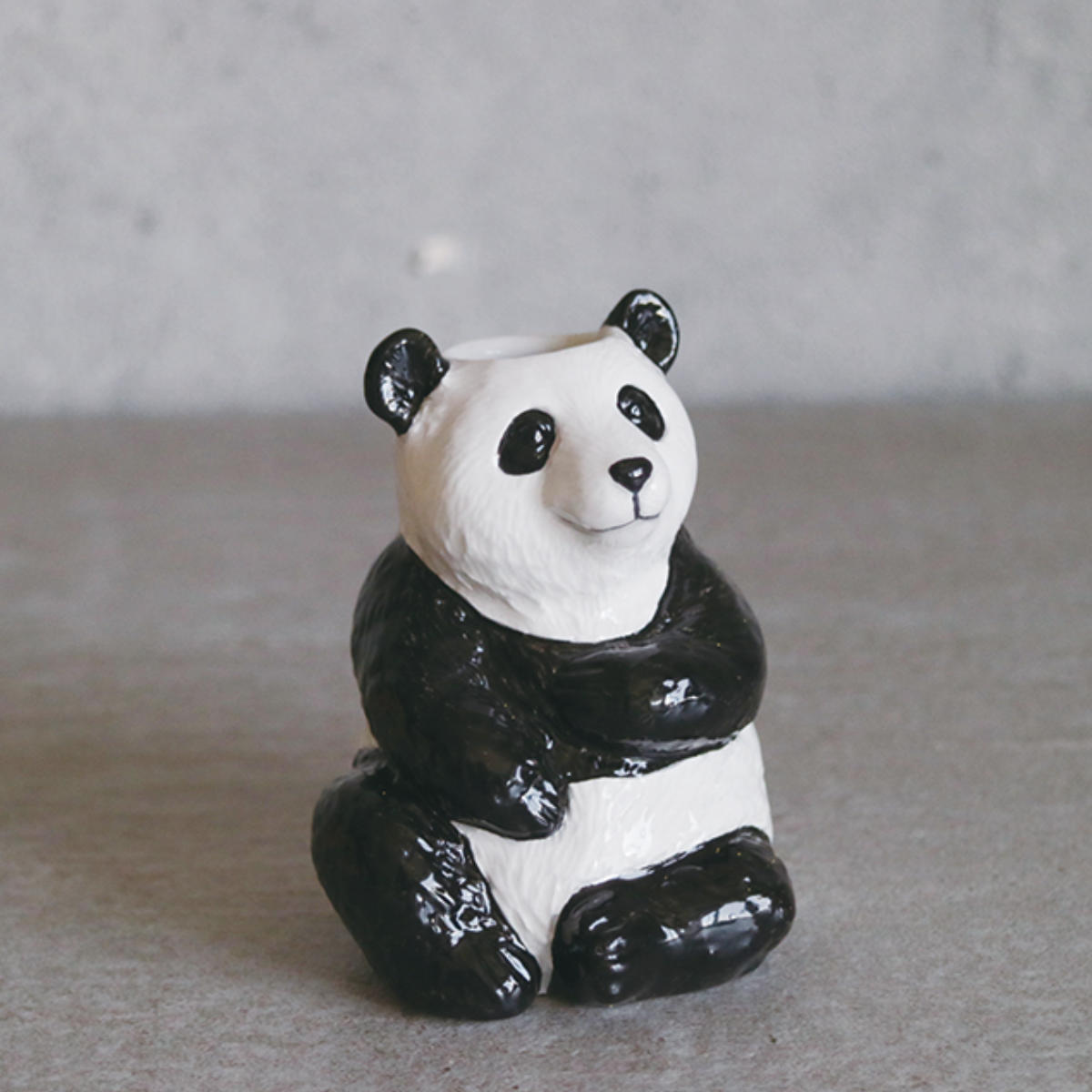 Panda パンダ 陶器 フラワーベース 花瓶 花瓶 一輪挿し フラワーベース 動物 （ 花びん 花器 アニマル 置物
