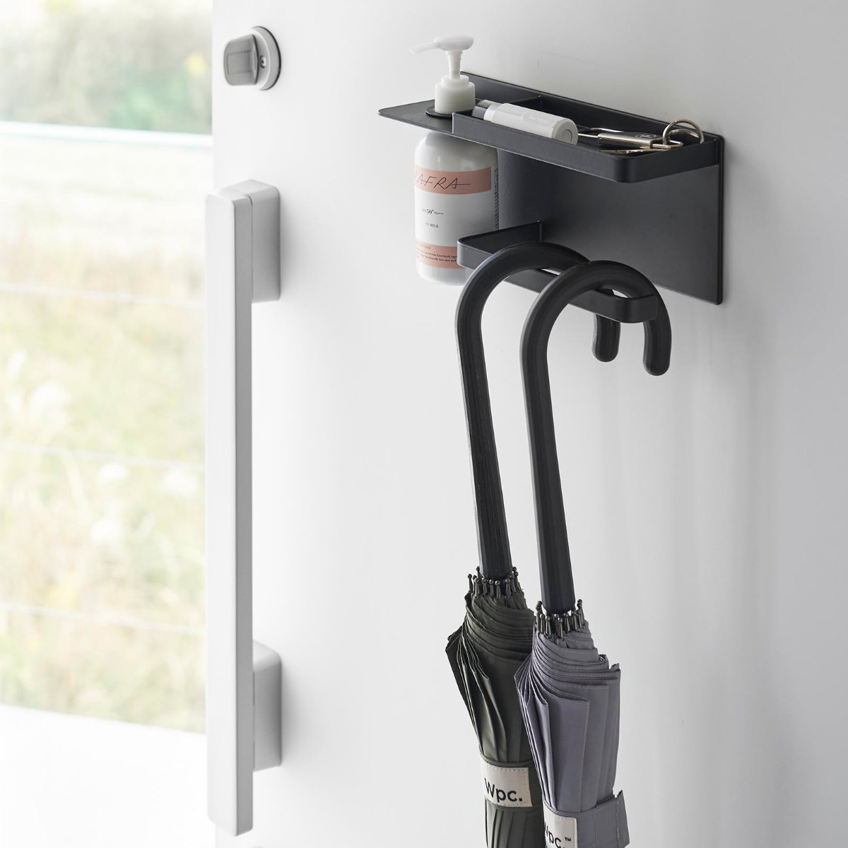 山崎実業 tower マグネットUV対策用品収納ホルダー タワー （ 4903208019453 タワーシリーズ マグネットホルダー UV対策用品収納 ホルダー ） | tower | 19