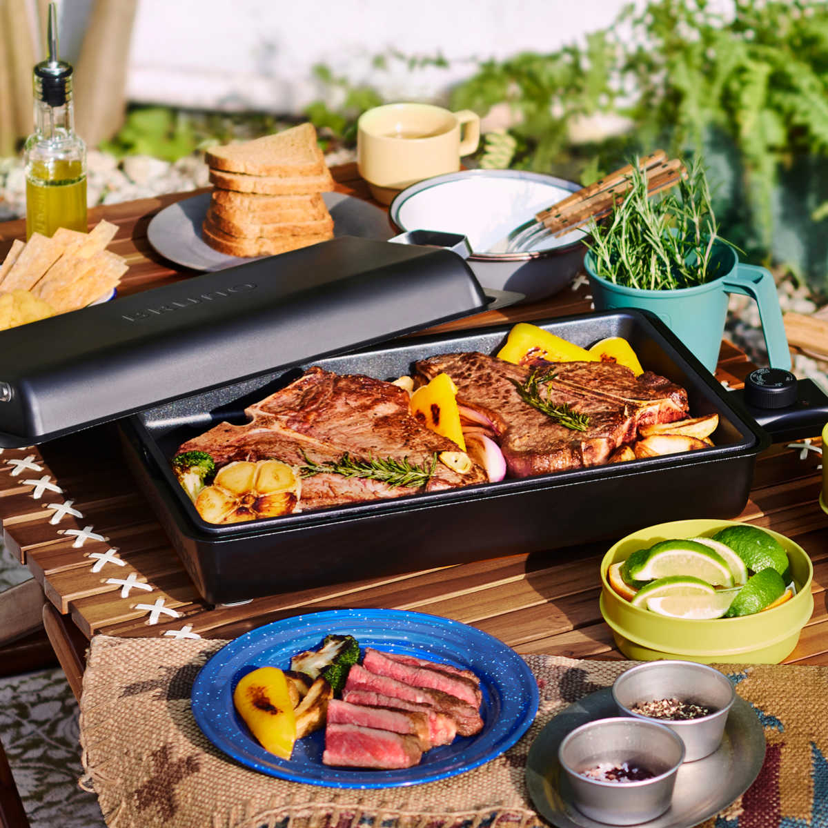 BRUNO（ブルーノ） フラットホットプレート 防水 蓋付き （ ブルーノ