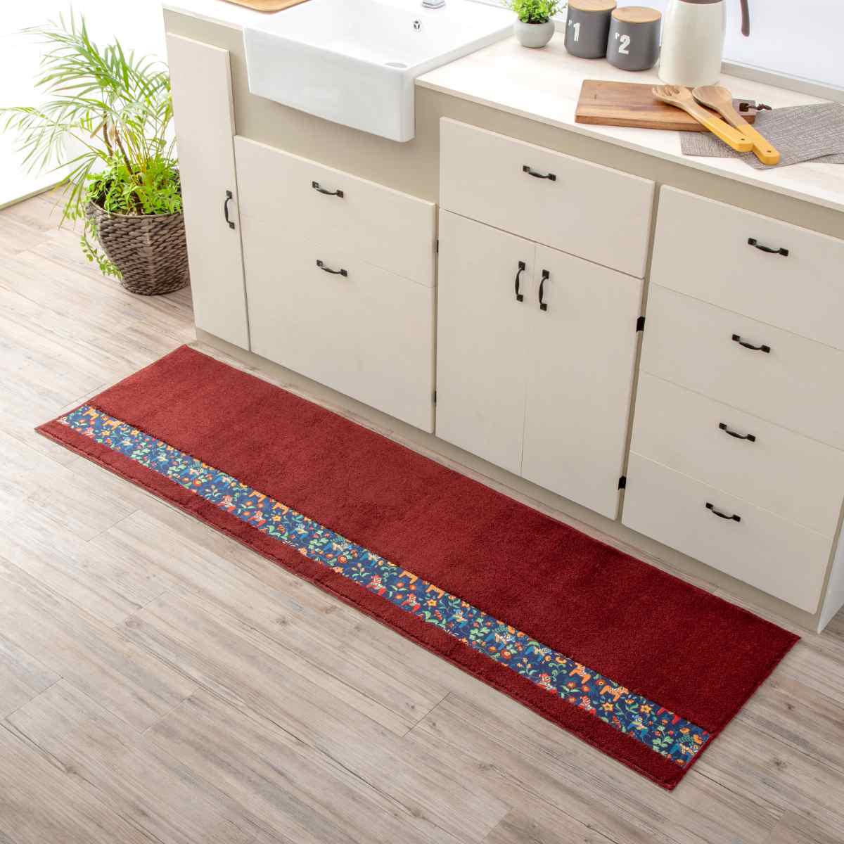 キッチンマット ダーラヘスト 50&times;240cm （ 50cm 240cm 洗える すべり止め加工 吸水 速乾 抗菌 防臭 日本製 ）