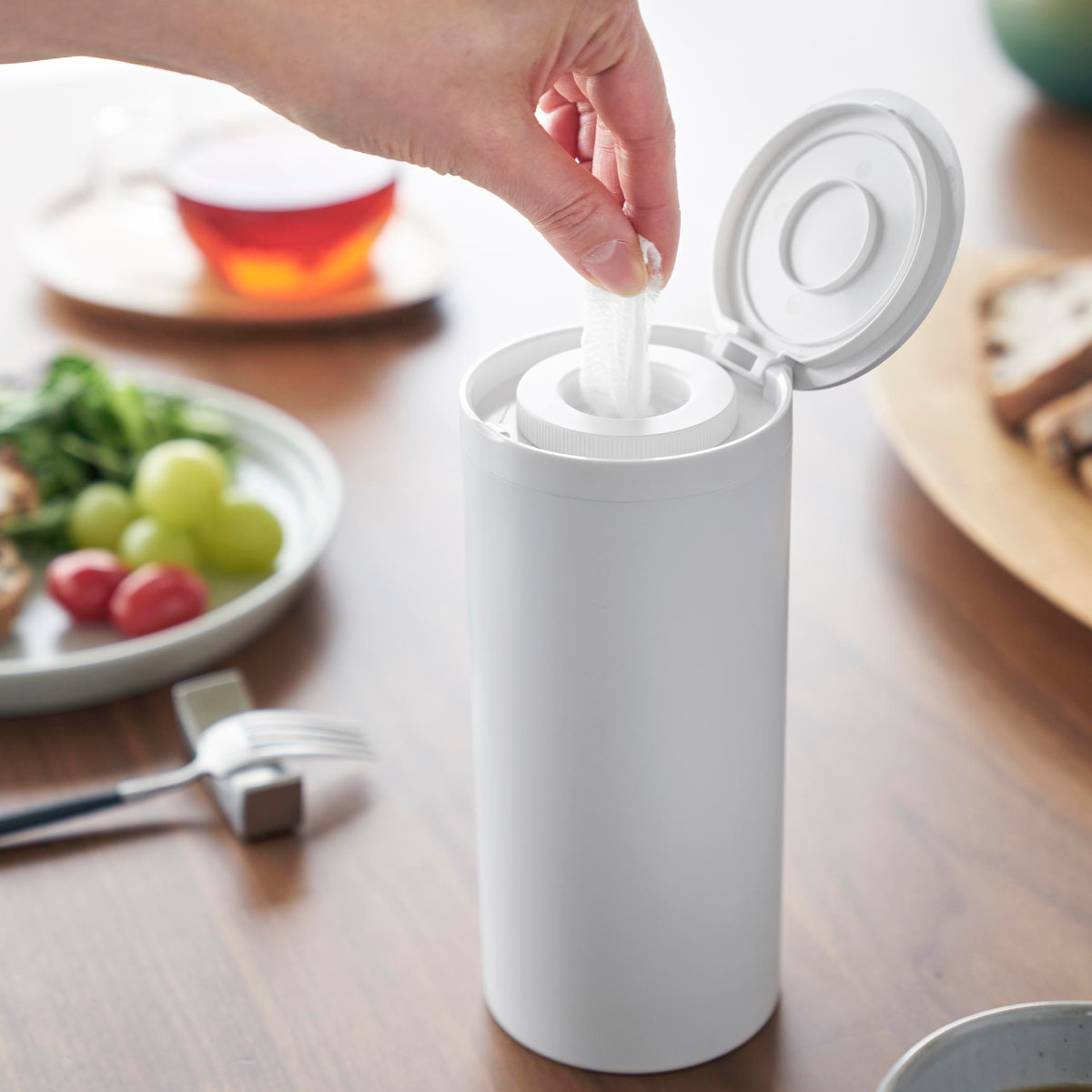 tower 山崎実業 ボトル型ウェットティッシュケース タワー