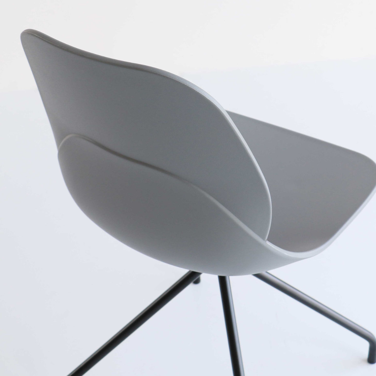 オフィスチェア 座面高47cm スチール脚 ワークチェア steel aven （ ポリプロピレン プラスチック デスクチェア 椅子 ダイニングチェア ）の画像