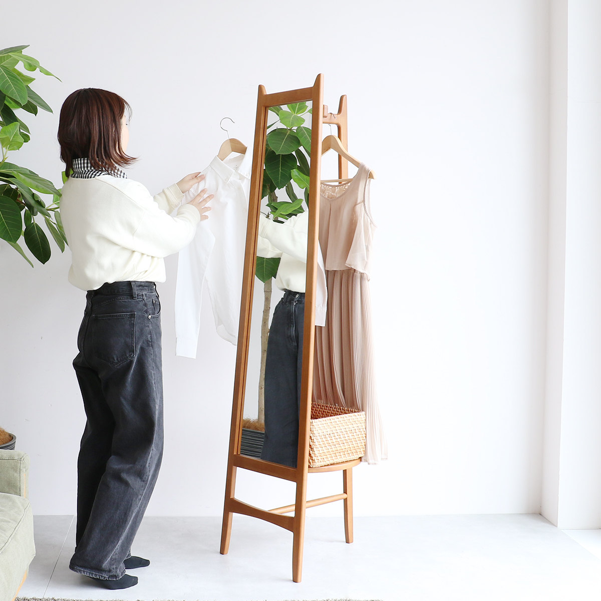 �X�^���h�~���[ �S�g�� �w�ʃn���K�[���b�N �I�t charl OAKER �i �~���[ �� �p�� ���[ �X���� �ȃX�y�[�X �j