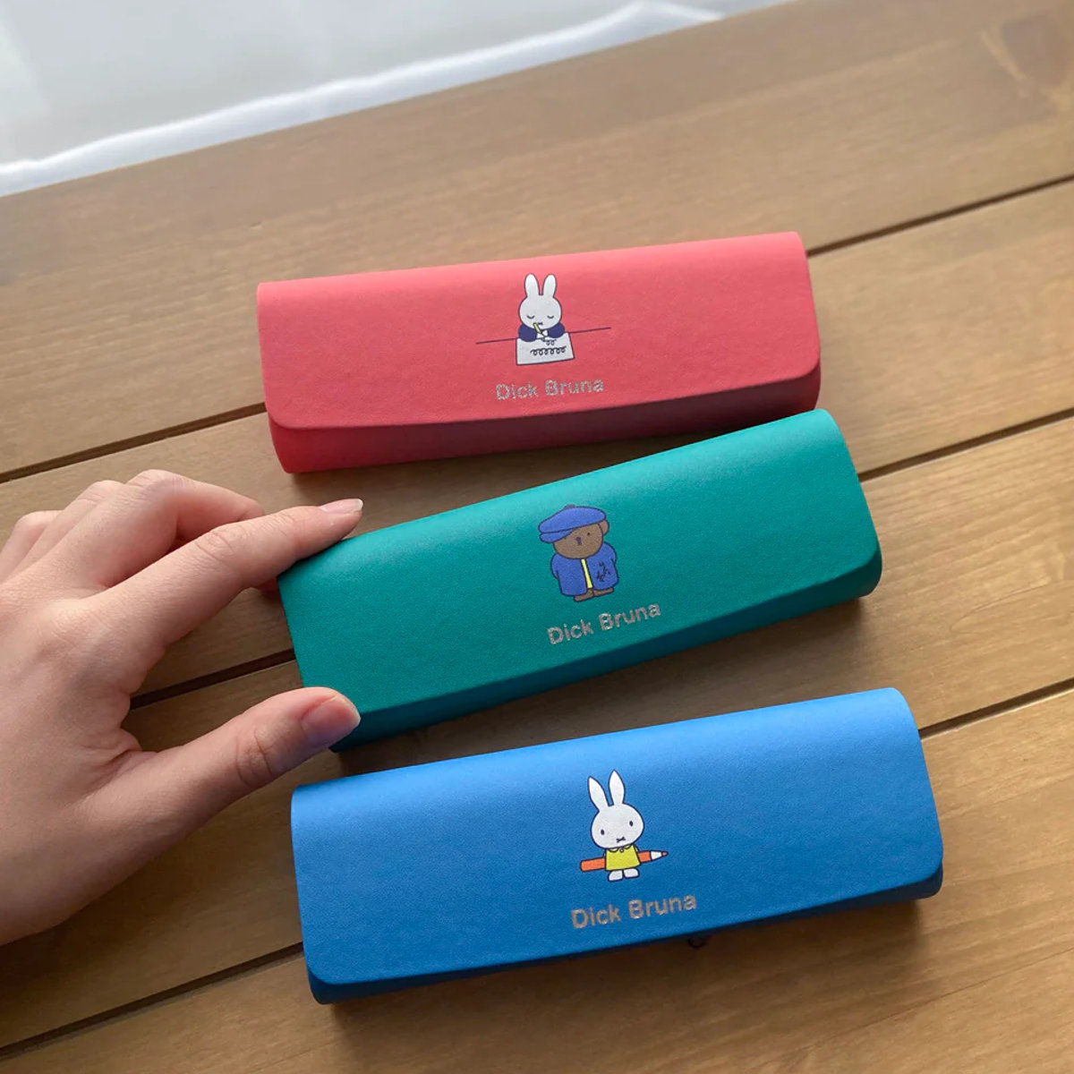 メガネケース ミッフィー キャリング スリム コンパクト ハードケース （ 眼鏡ケース めがねケース miffy メガネ 収納 携帯 小物入れ サングラス ）