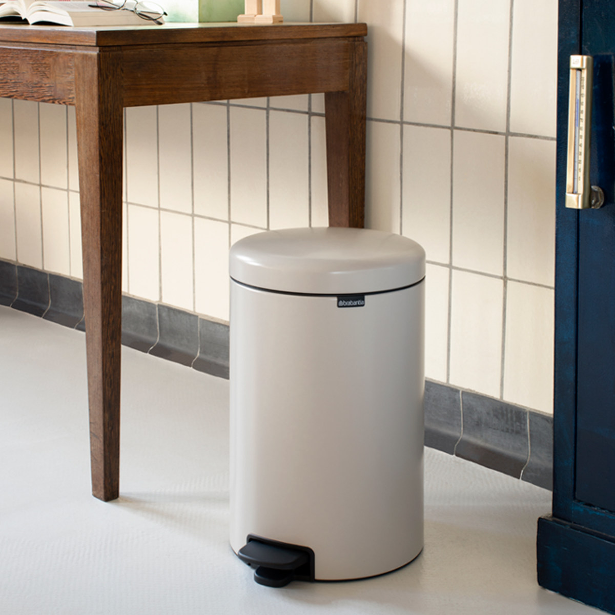 brabantia（ブラバンシア） ゴミ箱 20L ペダル式 ペダルビン （ ごみ箱