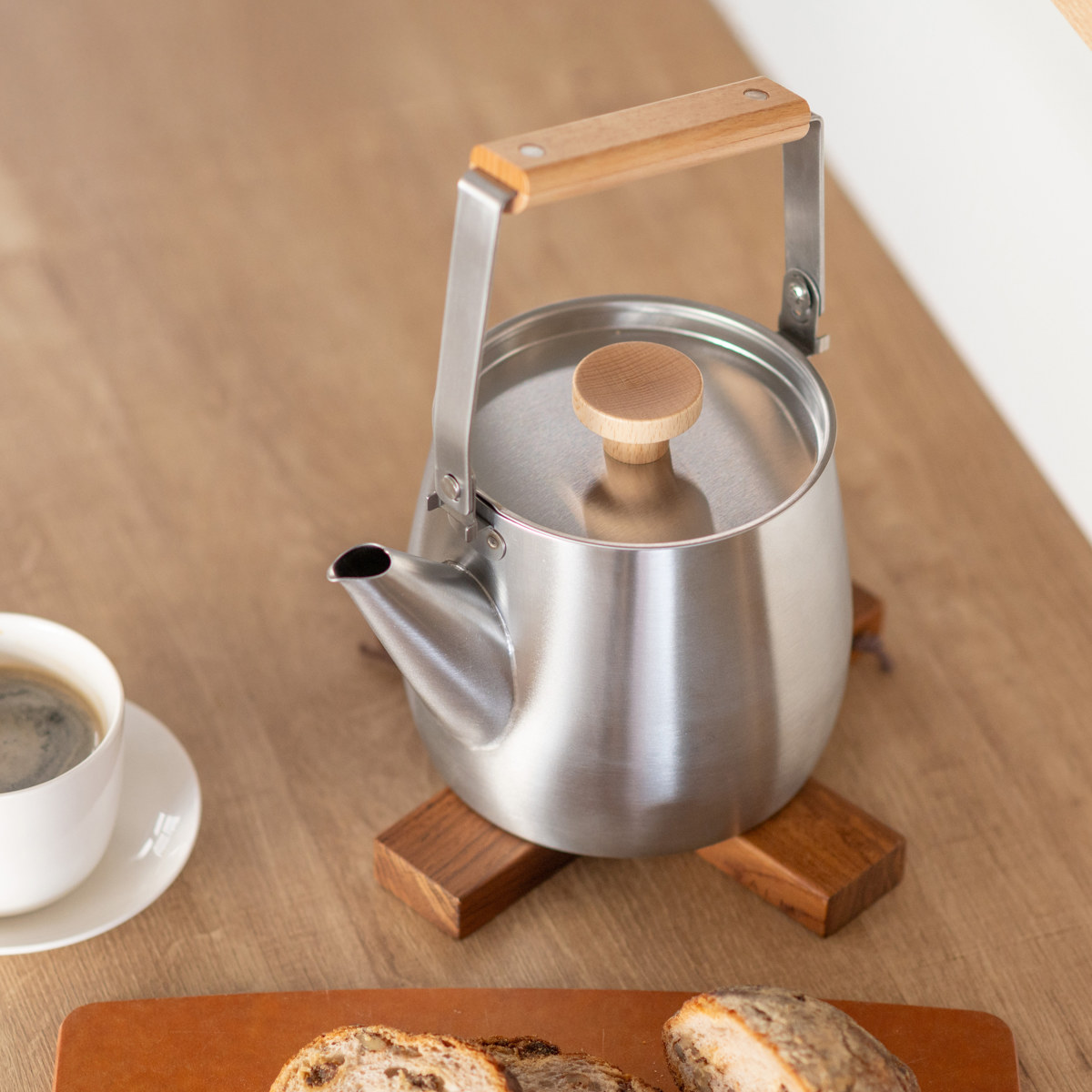 ヨシカワ 特典付き ケトル 1.8L IH対応 アイカタ ステンレス製 日本製