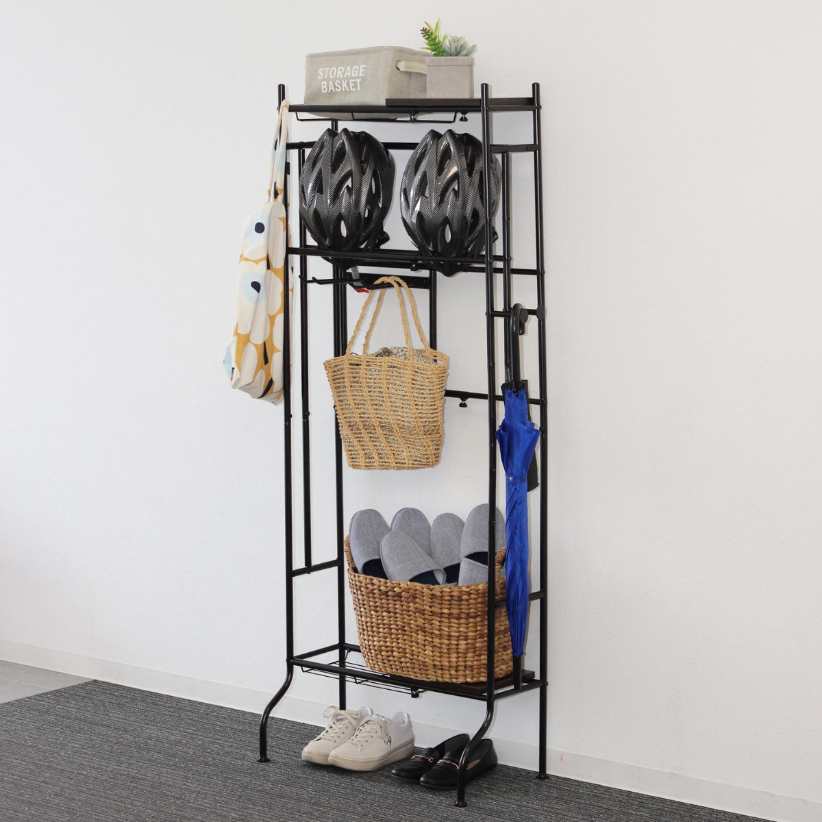 スポーツ用品 収納 伸縮可能 ラック 幅40-60cm （ 棚 伸縮 玄関収納 ヘルメット収納 部活道具 ）