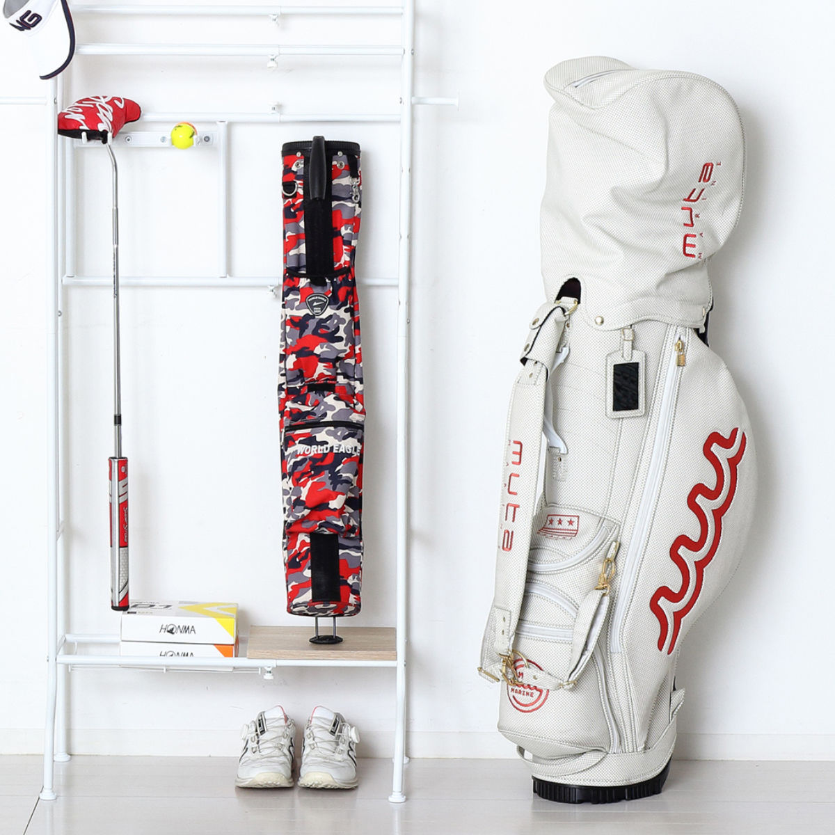スポーツ用品 収納 伸縮可能 ラック 幅40-60cm （ 棚 伸縮 玄関収納 ヘルメット収納 部活道具 ）