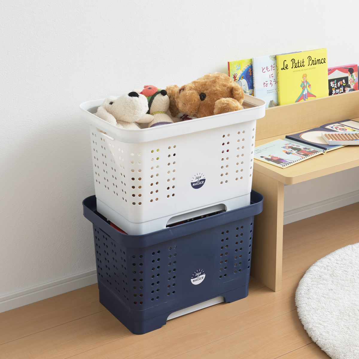 SANKA（サンカ） ランドリーバスケット 折りたたみ 脚付バスケット