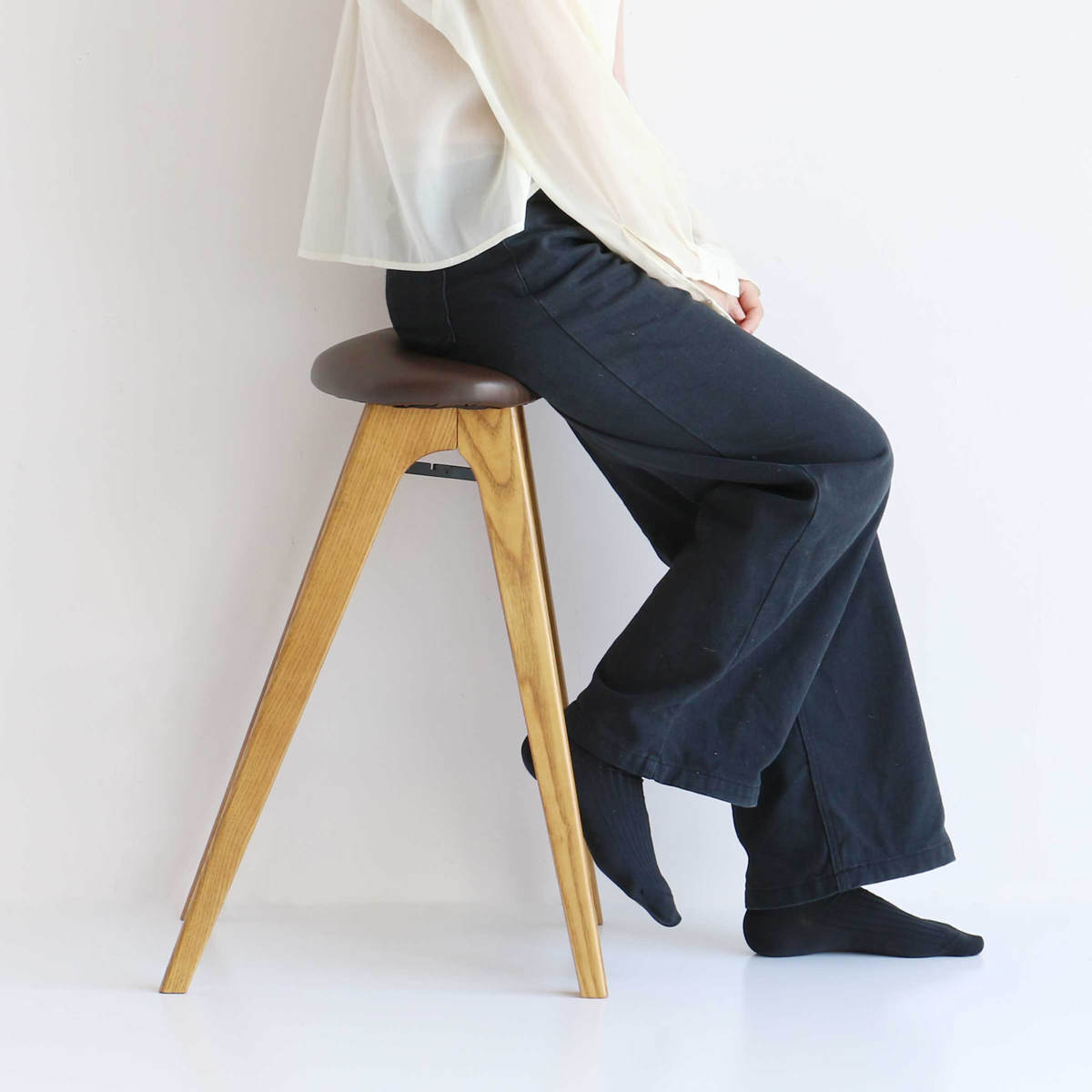 ICHIBA（市場） スツール 折りたたみ 高さ60.5cm 天然木 Folding Stool