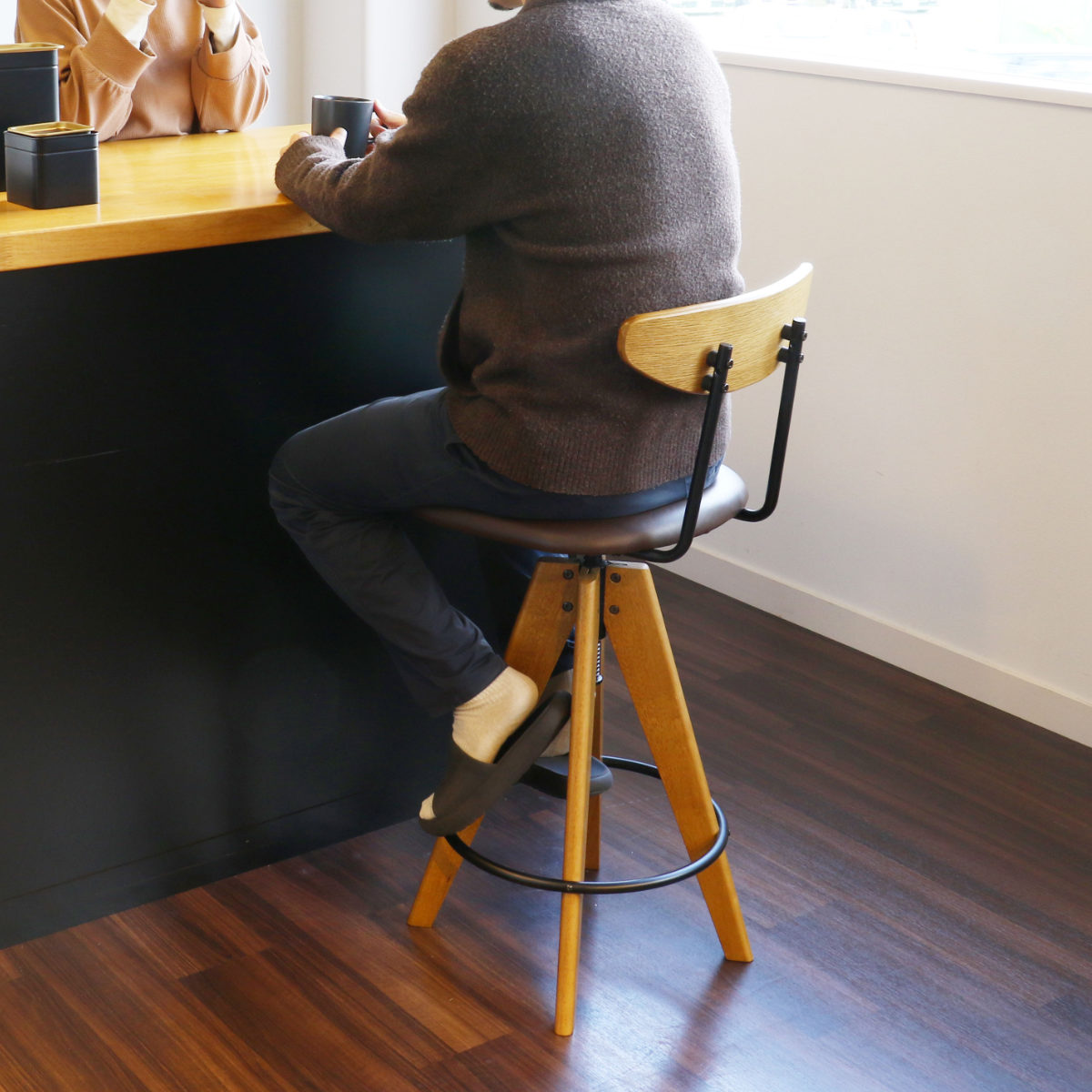 カウンターチェア 座面高62〜76.5cm Bar Stool Rasic （ 回転 高さ調節