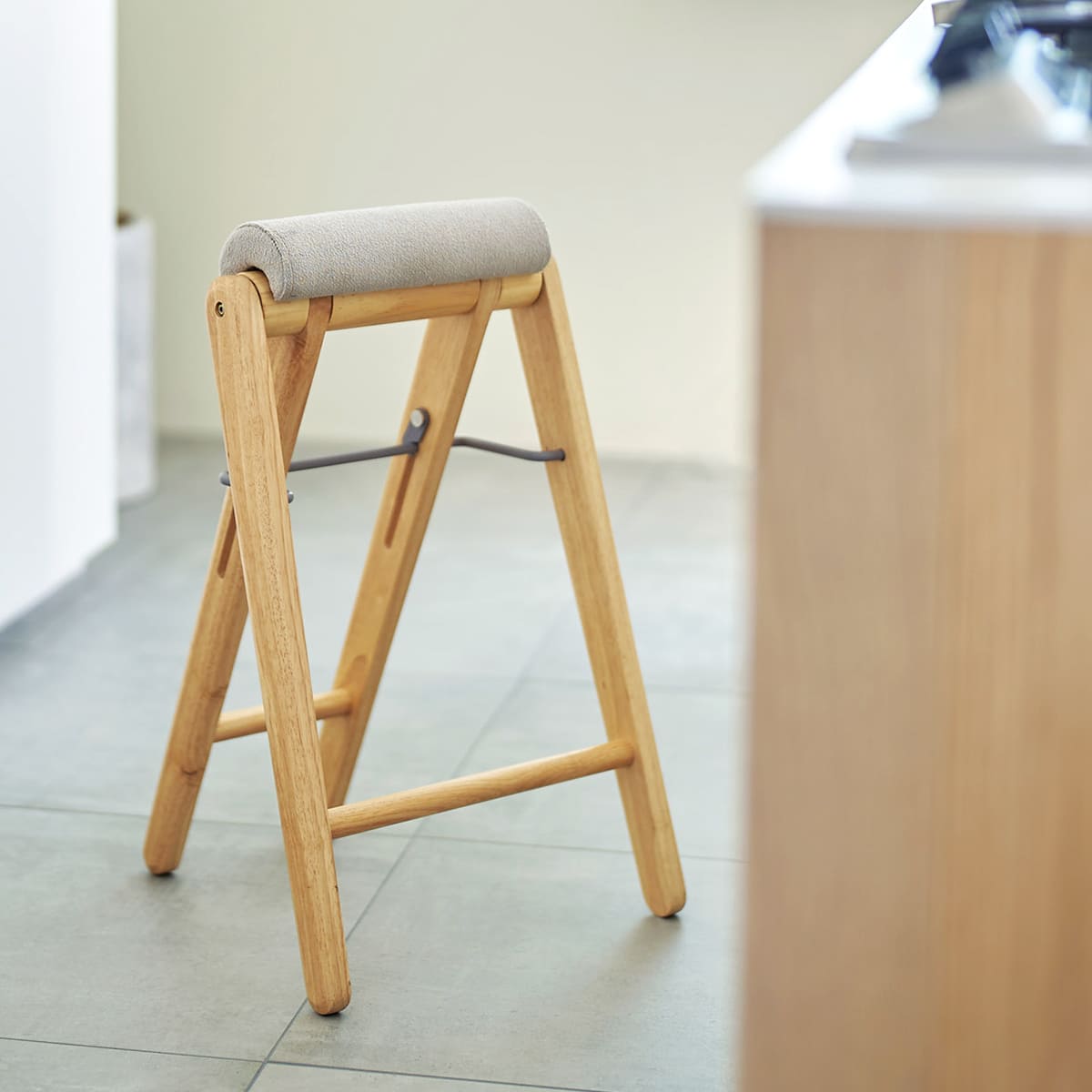 弘益 特典付き スツール 高さ64cm 折りたたみ ハイスツール ティット