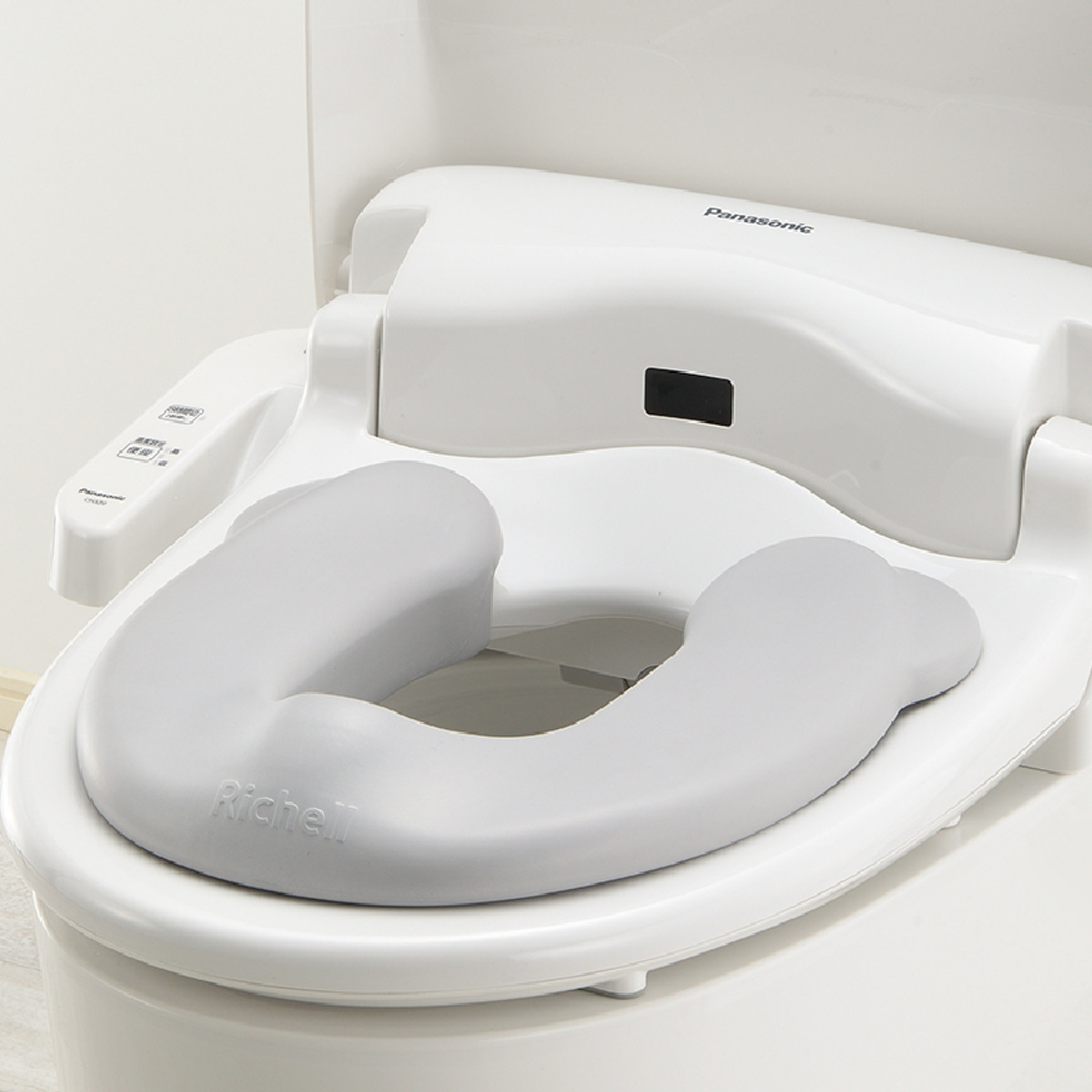 フランス製子供用トイレ便座 リッチェル（Richell） 補助便座 ソフト補助便座 K U型 ベビー