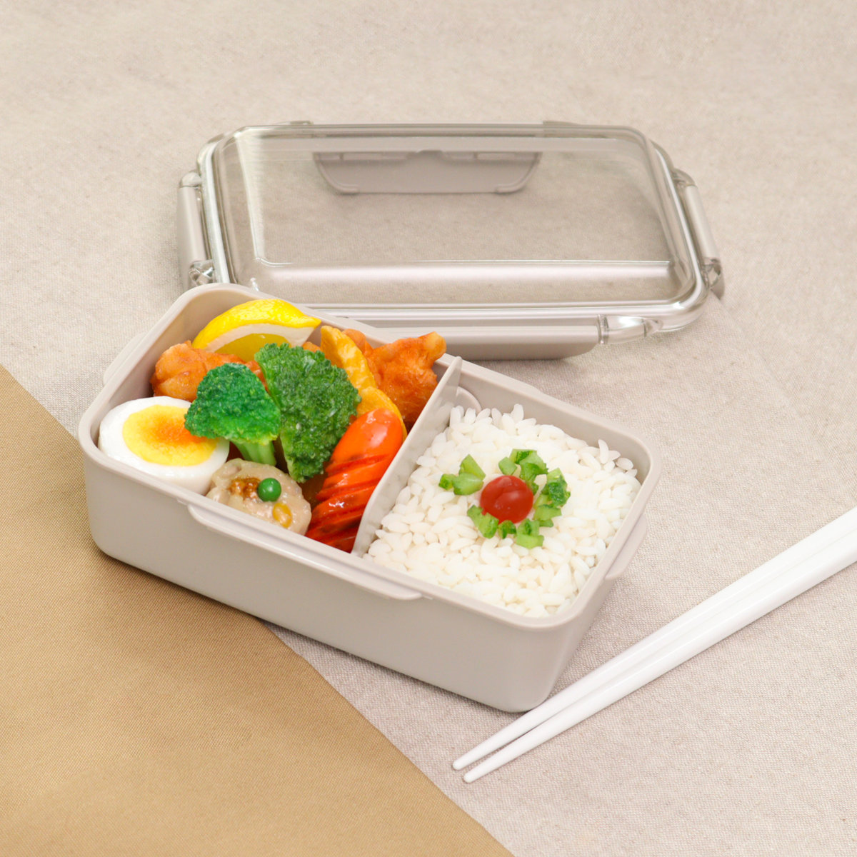 OSK（オーエスケー） 弁当箱 650ml カームカラー ランチボックス 仕切
