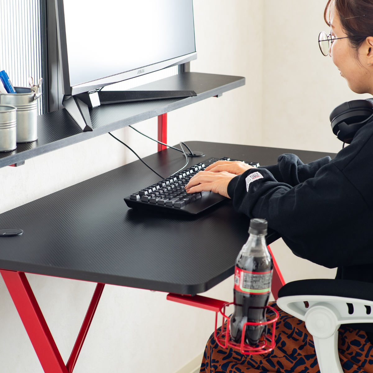 [商談中]パソコンデスク ゲーミングデスク PCデスク 幅120cm ラック付き Amazon | デスク ゲーミングデスク パソコンデスク ラック付き 幅120cm