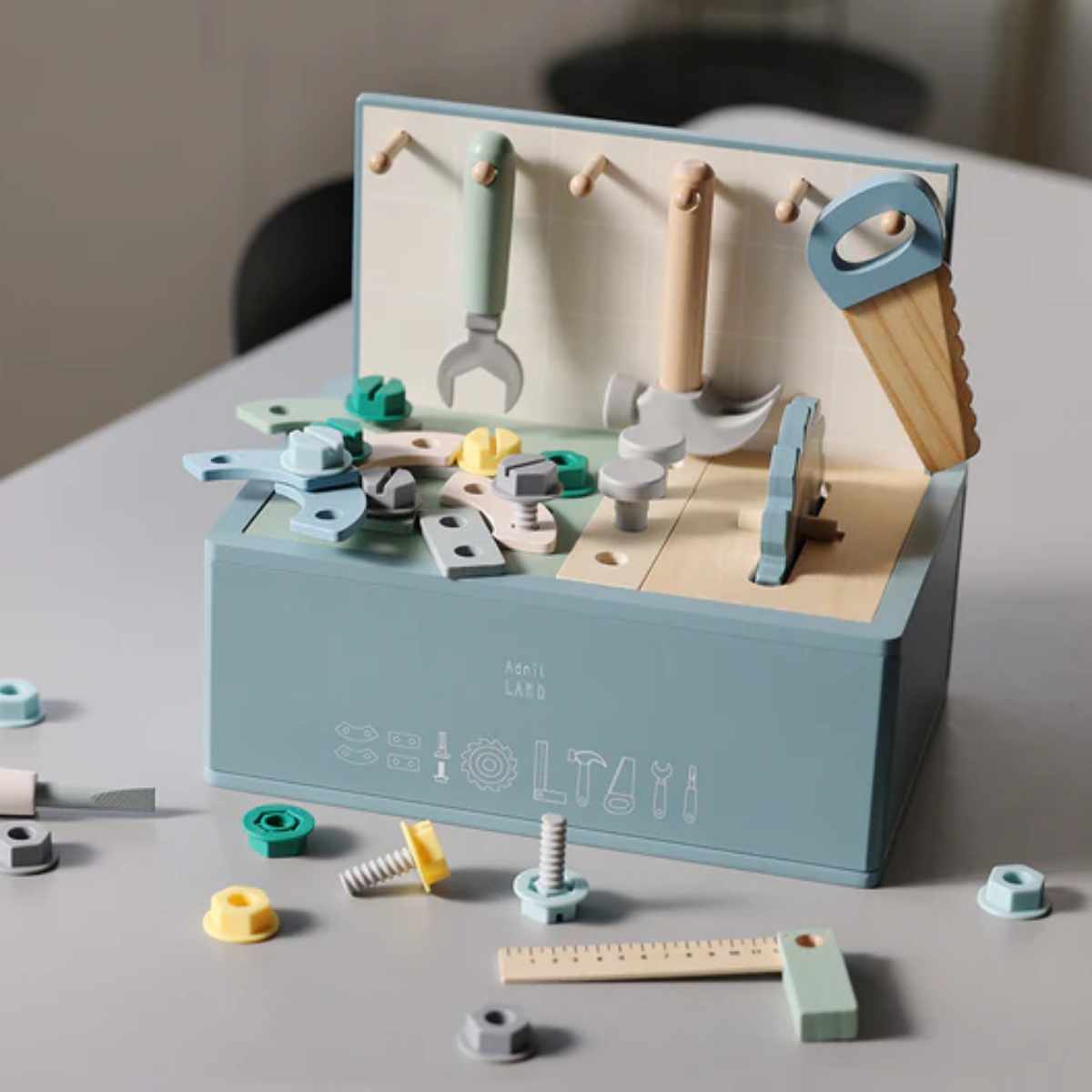 おもちゃ おうちごっこ ままごと 工具セット 体験玩具 CRAFT TOOL BOX Adnil LAND クラフトツール （ 木のおもちゃ 工具 大工 子供 おままごと 知育玩具 ）
