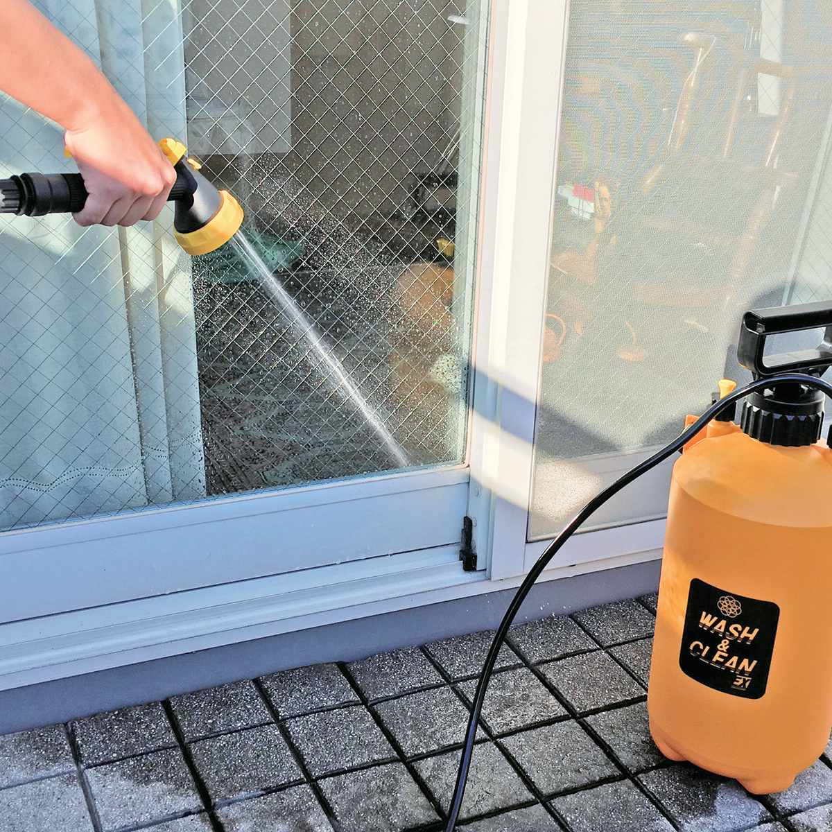 水圧クリーナー 持ち運びできる 7L ウォッシュ＆クリーンEX 道具 清掃 電源不要 ポンプ式 （ コードレス 玄関掃除 ベランダ 洗車 掃除 ）