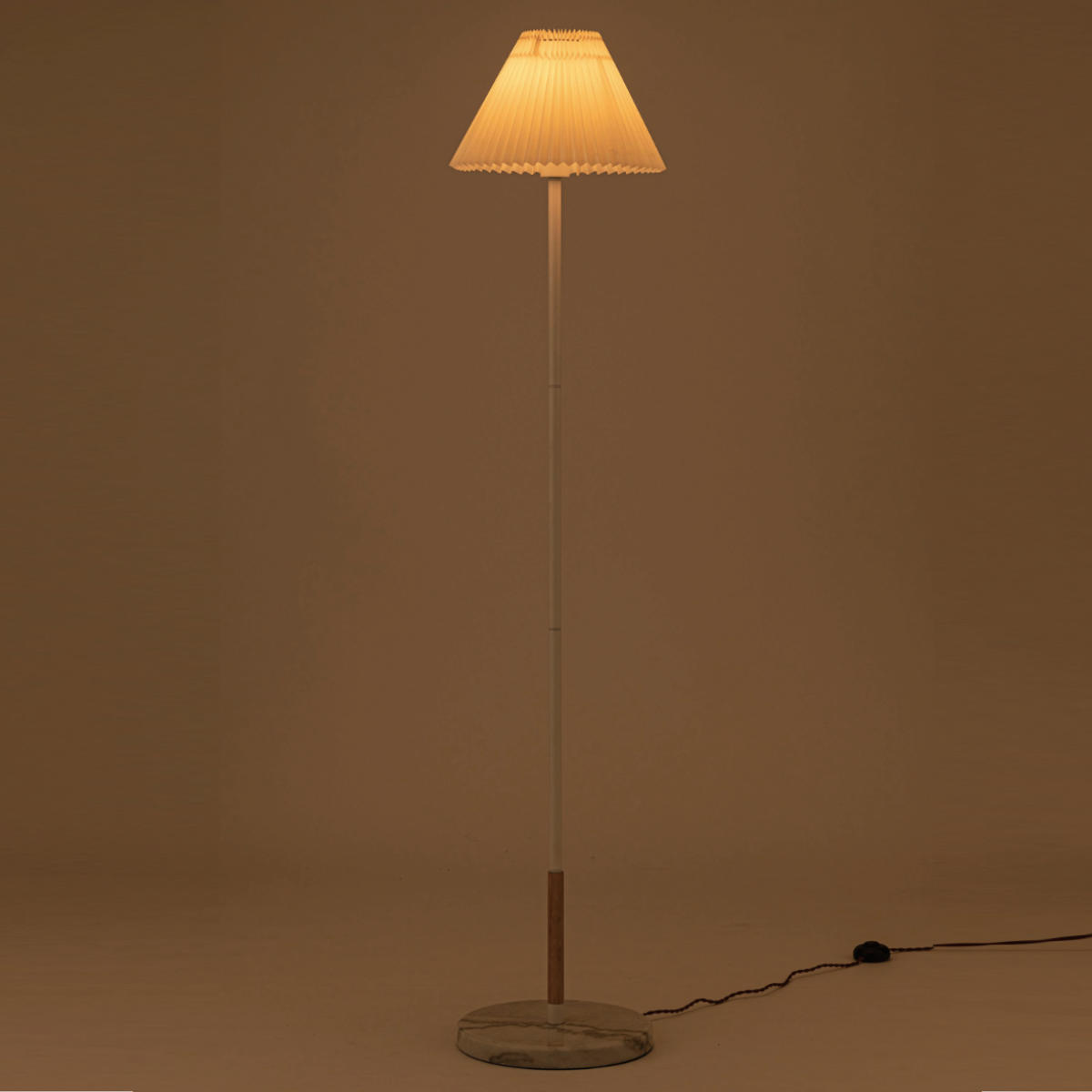 東谷 スタンドライト LED対応 SNAIL 電球付き 大理石 フロアライト