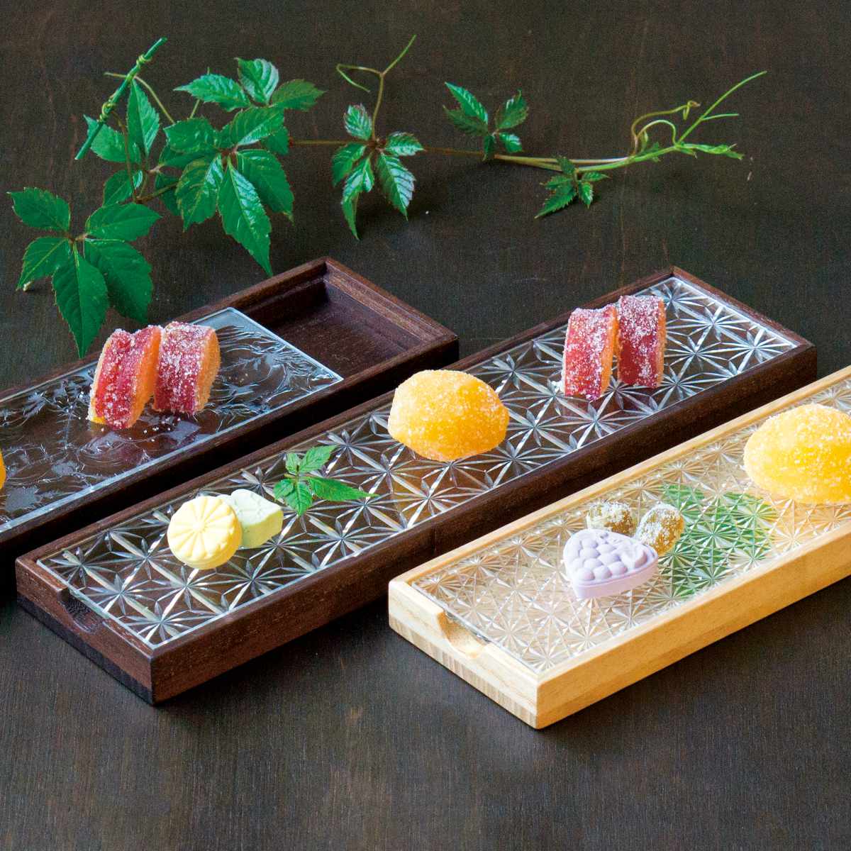 廣田硝子 皿 江戸切子 （ ガラス 日本製 お皿 プレート 桐 木製 角型