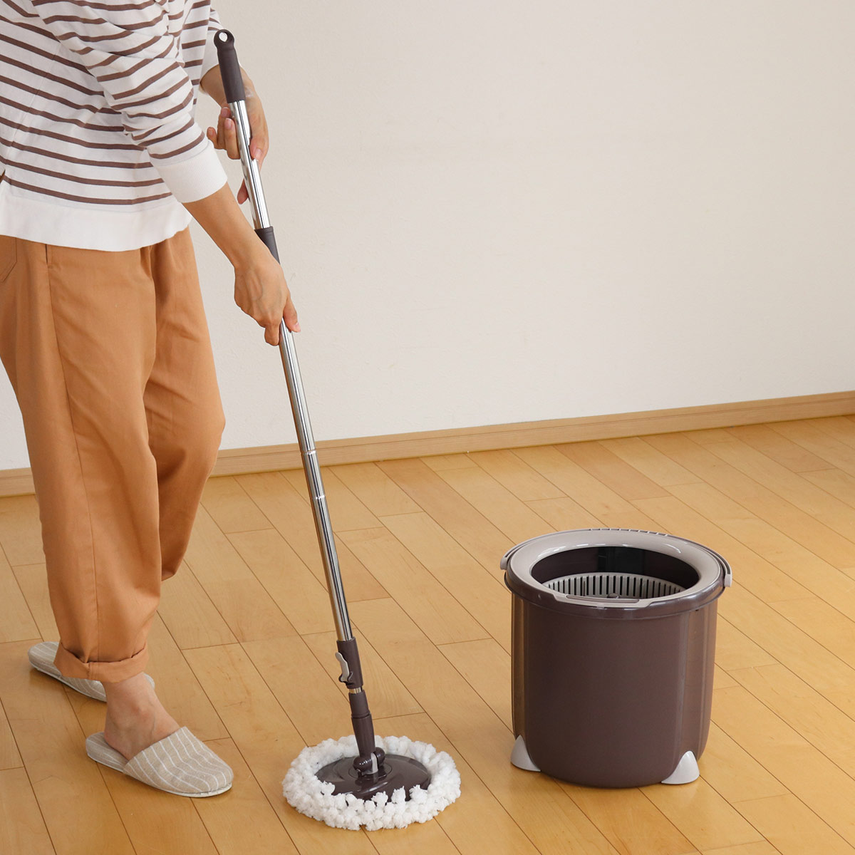 アズマ工業 モップ トルネード回転モップ 丸型セット 一槽式バケツ