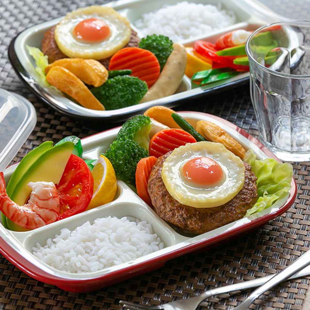 ランチプレート プラスチック 食器 フタ付きランチプレート 角型 楽弁