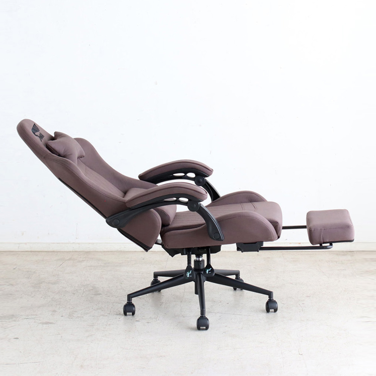 ゲーミングチェア 座面高47.5〜53cm フットレスト付き SeAGA （ チェア