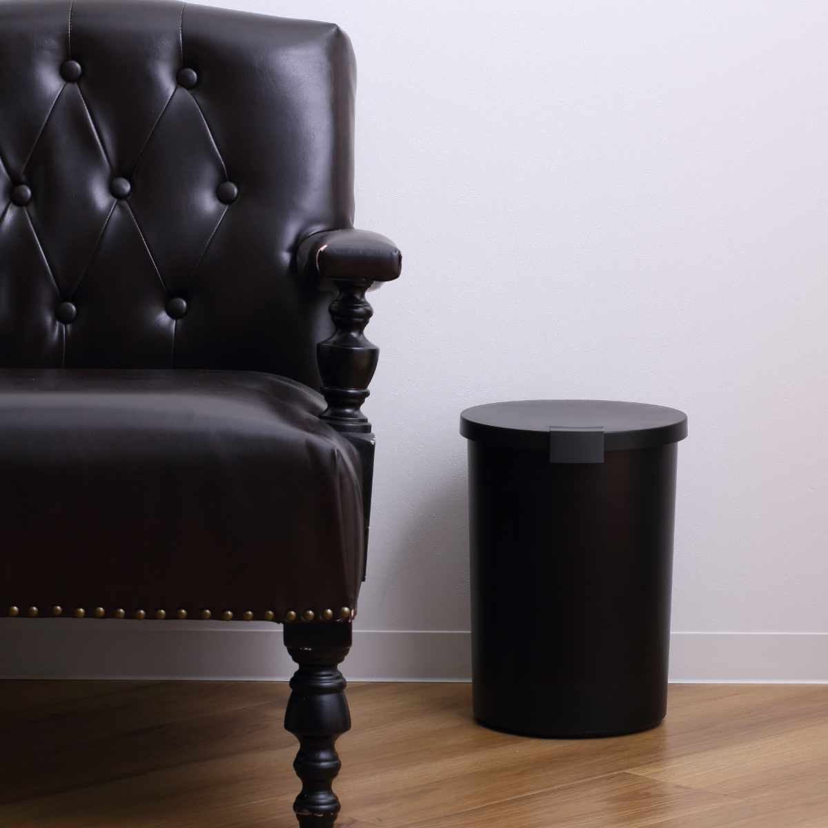 岩谷マテリアル ゴミ箱 kcud 12L ラウンドロック 密閉 （ ごみ箱