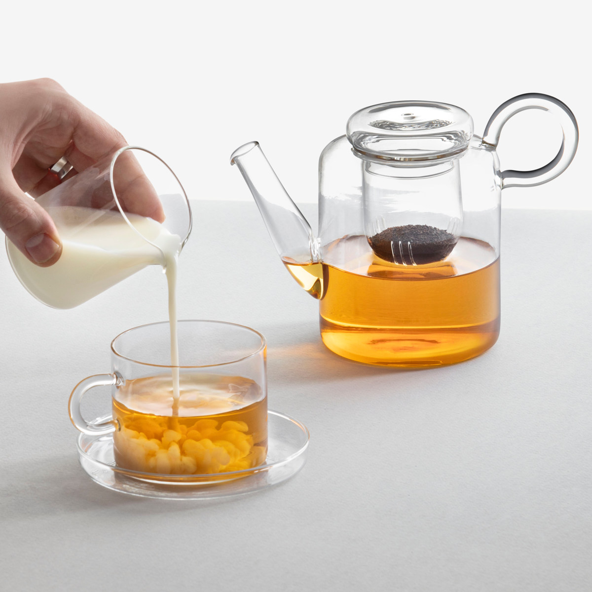 ティーポット イッケンドルフミラノ 9359519R PIUMA 600ml ピンク （ 食洗機対応 ichendorf ガラス イタリア ミラノ 茶こし付き ）_2