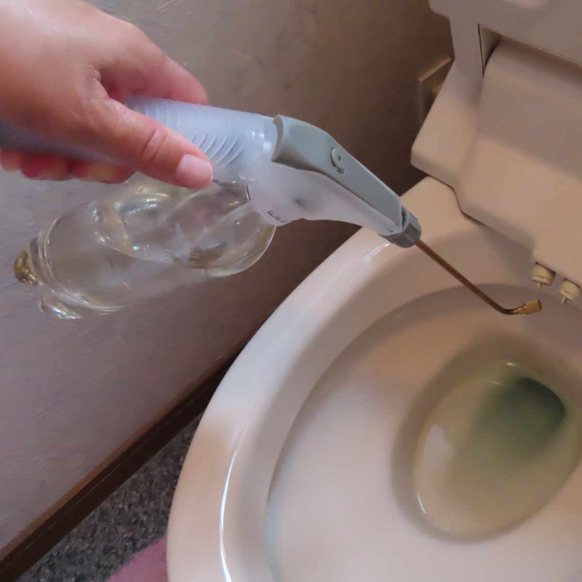 掃除スプレー ノズル掃除用 ペットボトル専用 加圧式 ロングノズル付き （ ペットボトルスプレー 取り付け 簡単 加圧スプレー トイレ掃除 ジェット ミスト ）