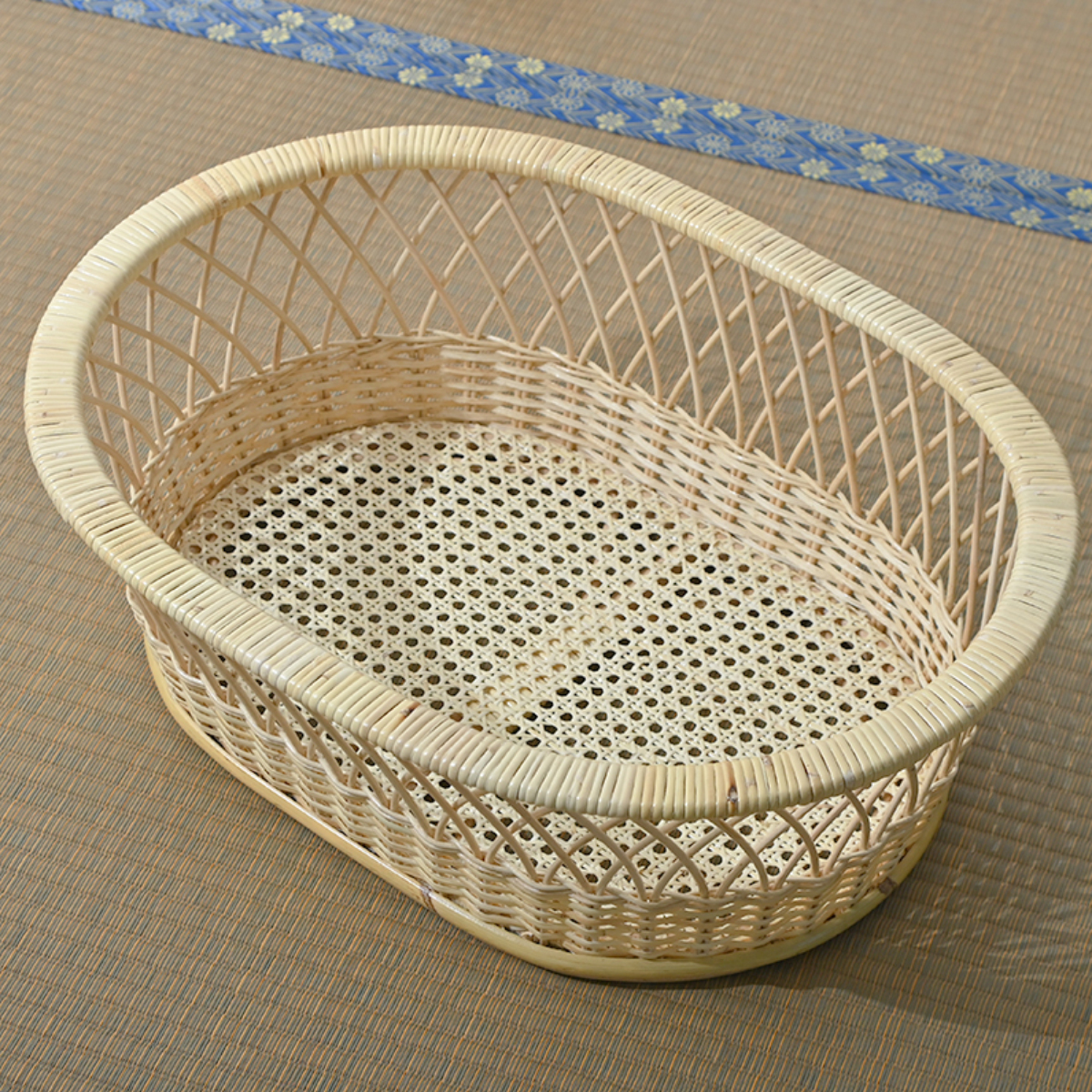 ラタン 脱衣かご 幅55cm 籐 ランドリーバスケット （ かご 脱衣カゴ バスケット 洗濯かご 天然素材 ラタン製 手編み オーバル 楕円 ）