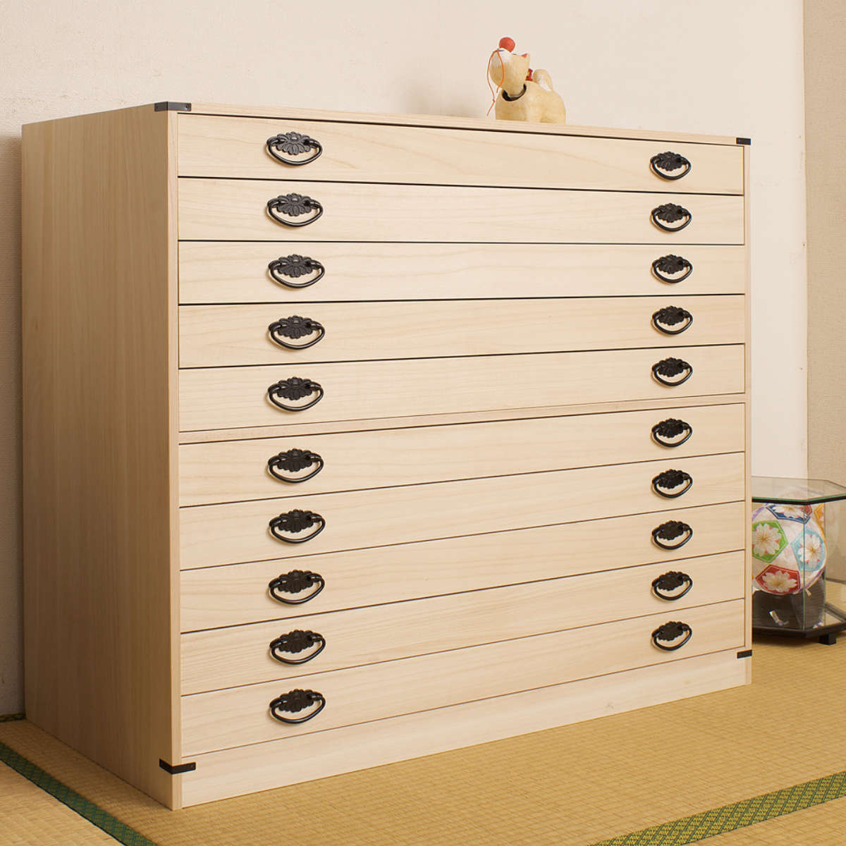 桐たんす 着物用 浅型 10段 桐タンス 台輪あり 日本製 約幅100cm （ 桐