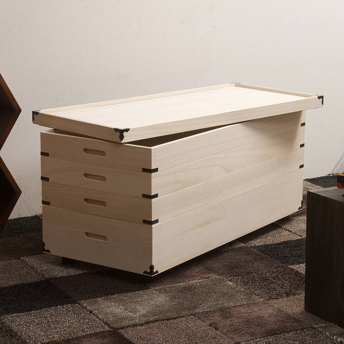 桐 衣装ケース 4段 日本製 隅金具 キャスター付 幅95cm （ 桐衣装